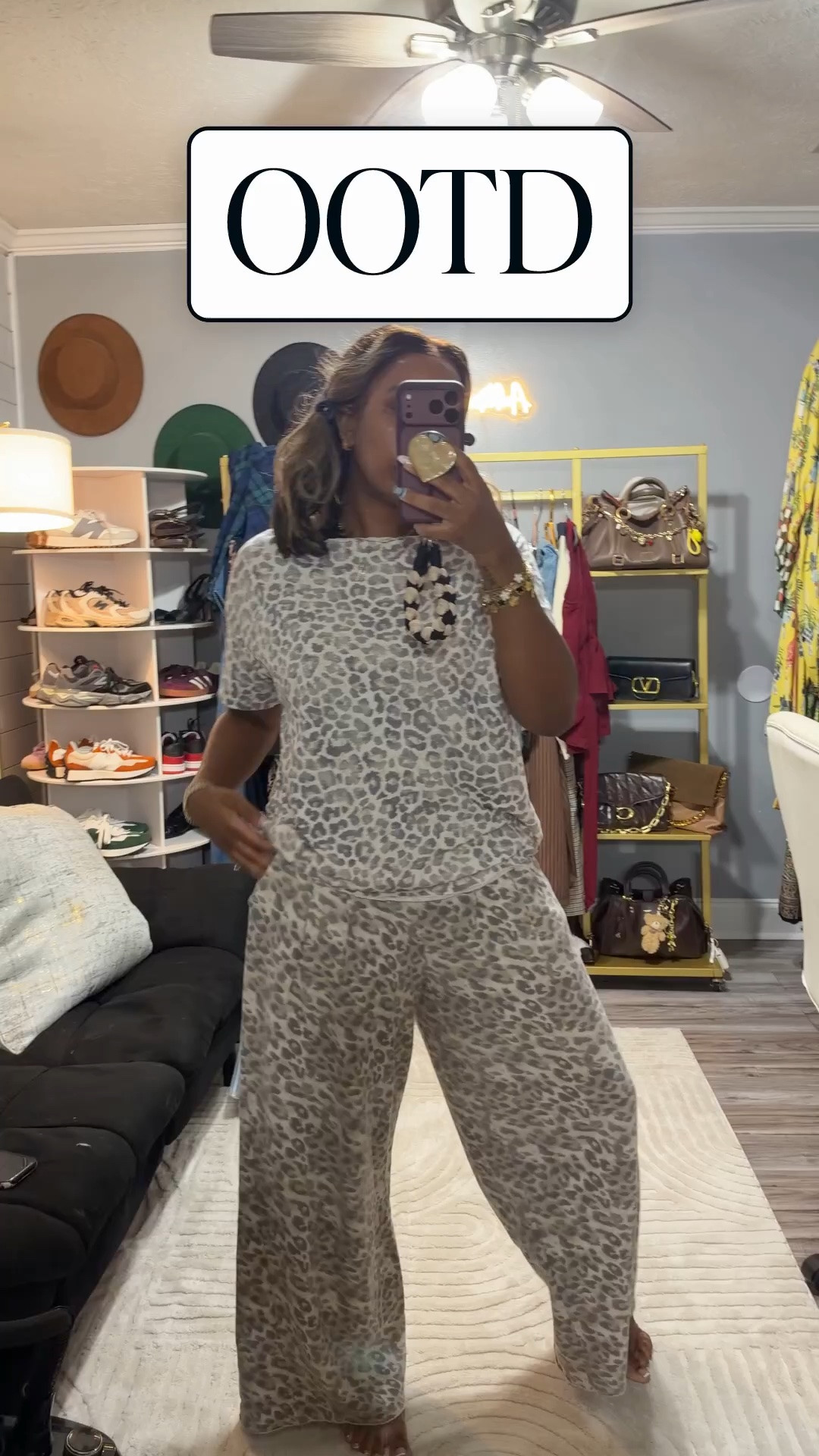 Comfy work from home OOTD, med in top and bottom