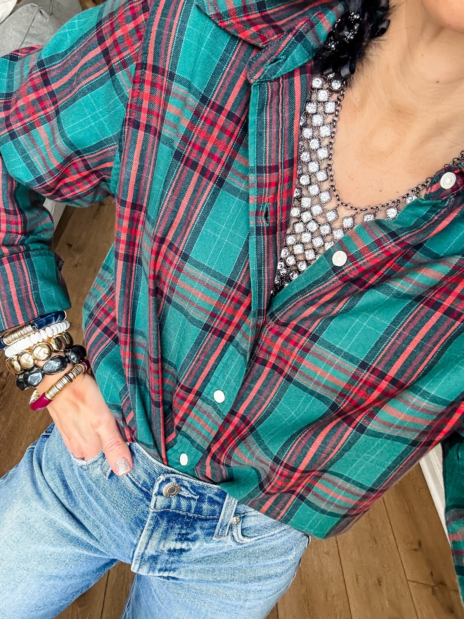 Small top. Bracelets code treat25 or houseofleo20

#LTKFindsUnder50 #LTKFindsUnder100 #LTKHoliday