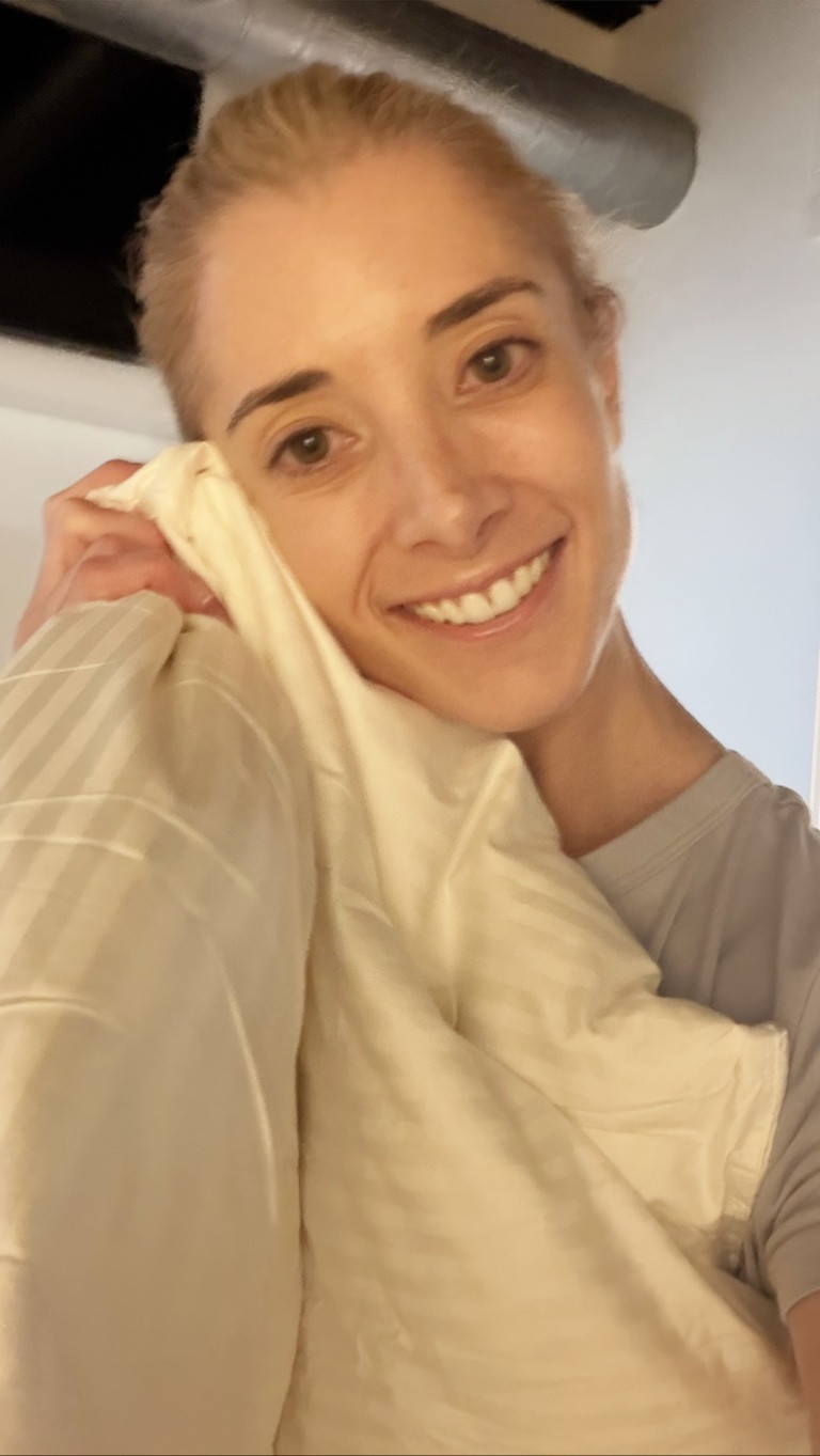 Upgrade your sleep routine with the ultimate cloud-like bedding! ☁️✨ I just added the Alwyn Home Down & Feather Duvet Insert to my bed, and it feels like sleeping in a 5-star hotel room! 🏨🛌

What I love about it:
🌿 Ethically Sourced: RDS Certified down & feather fill
🌾 Organic Cover: Breathable, crisp, and ultra-soft 100% organic shell
🔒 No Bunching: Built-in corner ties keep your favorite duvet cover perfectly in place!
❄️☀️ All-Season Warmth: Keeps you cozy without overheating.

If you’re looking to build that plush, chop-worthy bed look, this insert is the secret base layer!

🛒 Shop the link in my LTK app profile to grab yours!

@Wayfair

#LTKSaleAlert #LTKstorytime #LTKHome