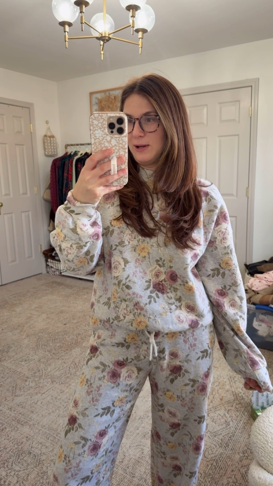 Abercrombie sweatshirt heather grey floral print 

Floral print outfit 
Sweatpants outfit 
Cute sweat set Abercrombie 

#LTKGiftGuide #LTKstorytime #LTKgrwm