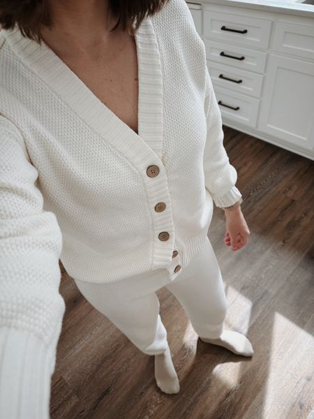 Amazon matching sweater set 🫶🏼

matching set, spring outfit, sweater style, free people sweater set dupe, breastfeeding outfit, postpartum outfit 

#LTKstyletip