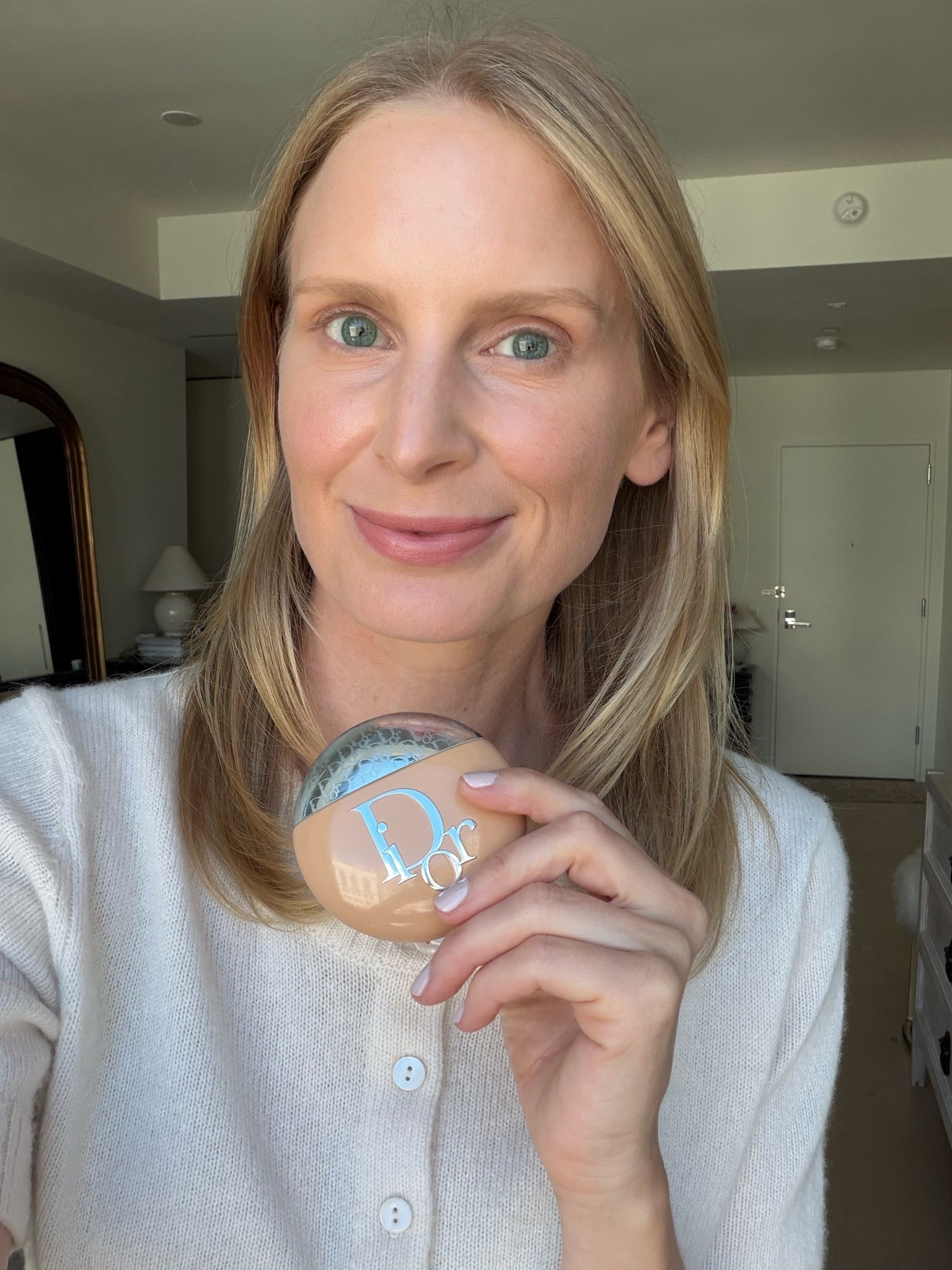 Upgrade your no makeup makeup routine with @DiorBeauty’s Backstage Glow Up Skin Tint! Infused with collagen and SPF20, the formula plumps and smoothes while protecting your skin - it’s the tinted moisturizer, perfected! @diorbeautylovers #ad

#LTKBeauty