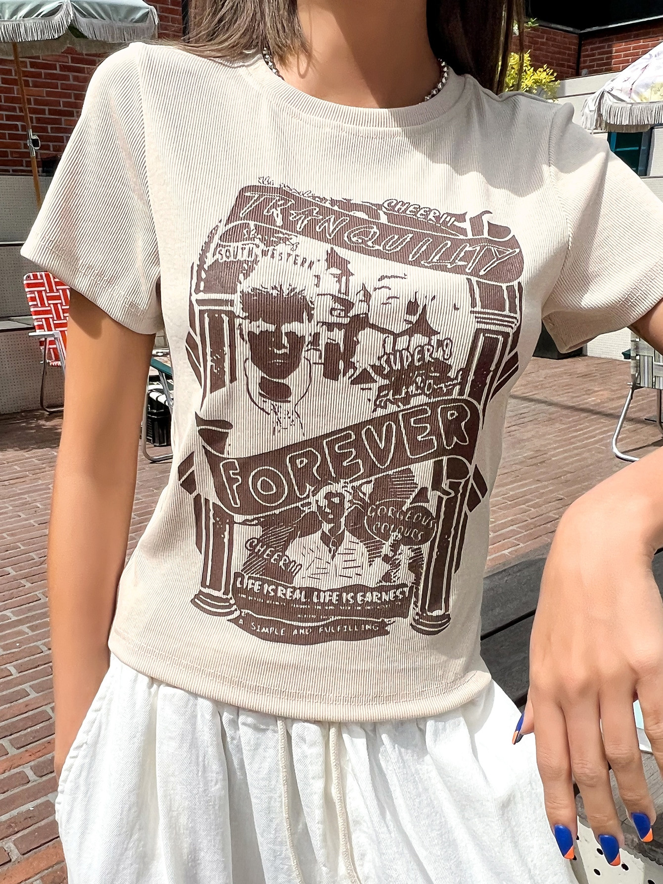 DAZY Figure & Slogan Graphic Tee | SHEIN