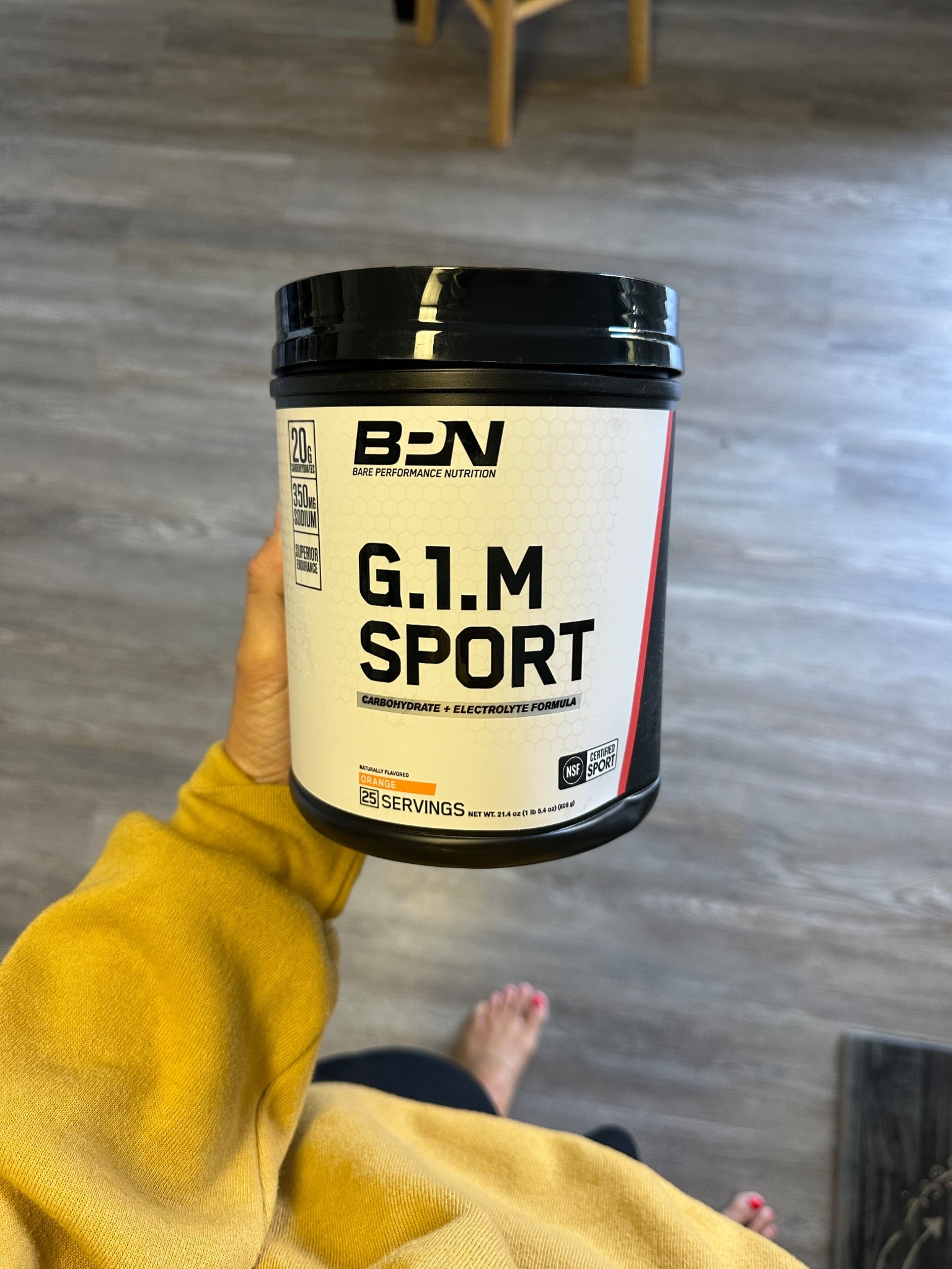 This pre run carb electrolyte drink is GOLD!! I swear there’s magic beans in here or something. I drink this before long runs and workouts and it gives me a huge boost

