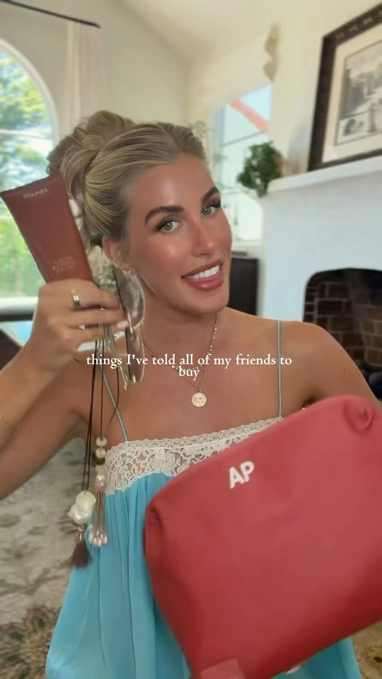 Things I’ve told all of my friends to buy! Aka some June favorites! 🩵

#LTKootd #LTKBeauty #LTKselfcare
