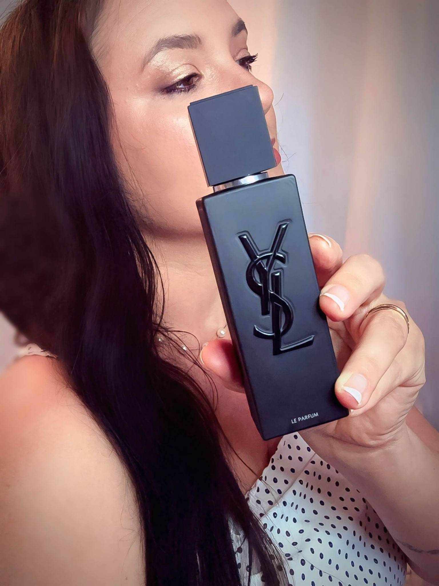 YSL Myslf new cologne for my husband!

An intense masculine fragrance, this cologne offers woody-floral & spicy-vanilla, leaving a sensual & warm ambery trail. Notes include: 

•Rich Orange Blossom
•Warm Woods
•Spicy Black Pepper
•Velvety Vanilla Bourbon

#LTKbeauty