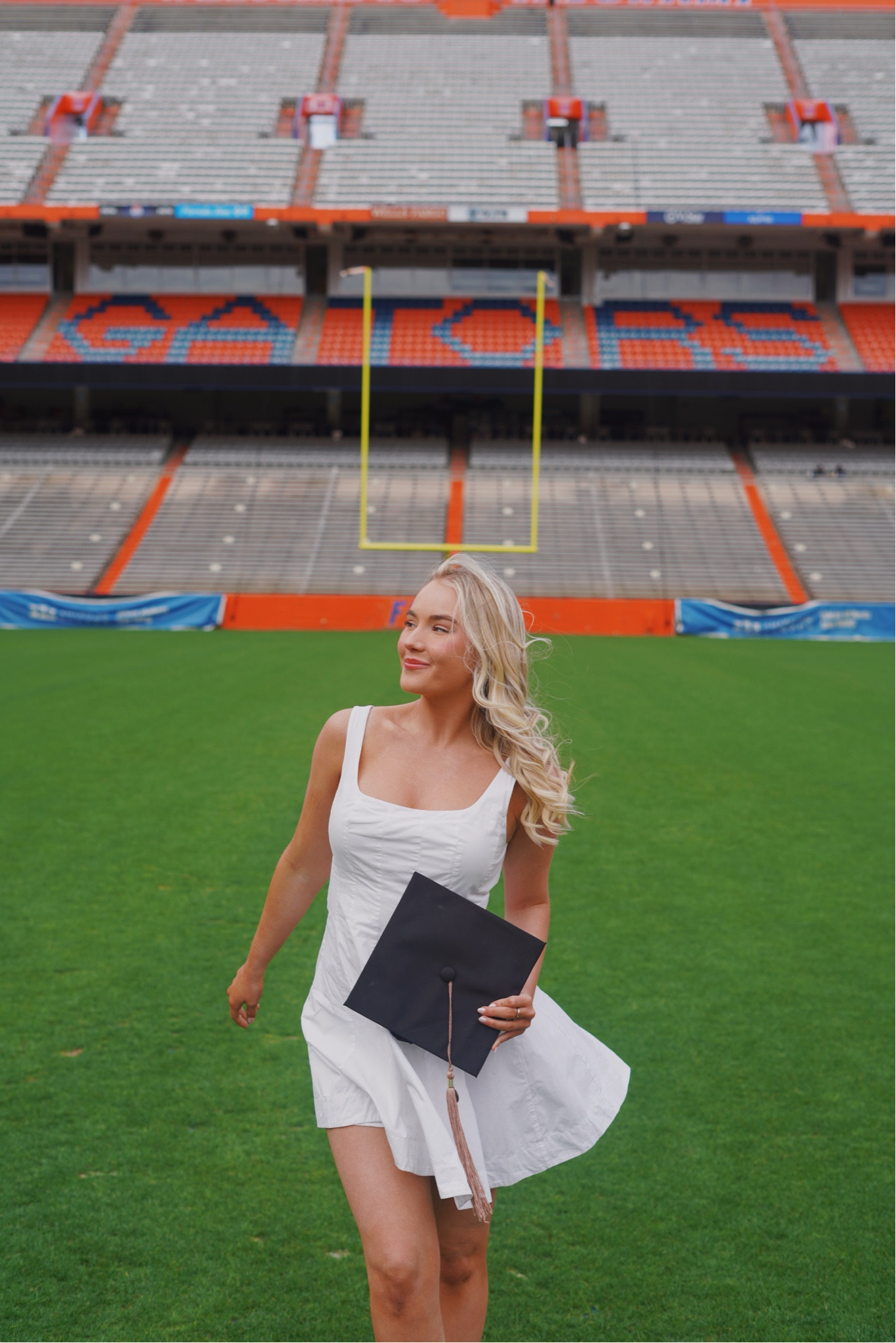 The dress I wore for my graduation photoshoot 🥺🎓🤍

#LTKstyletip