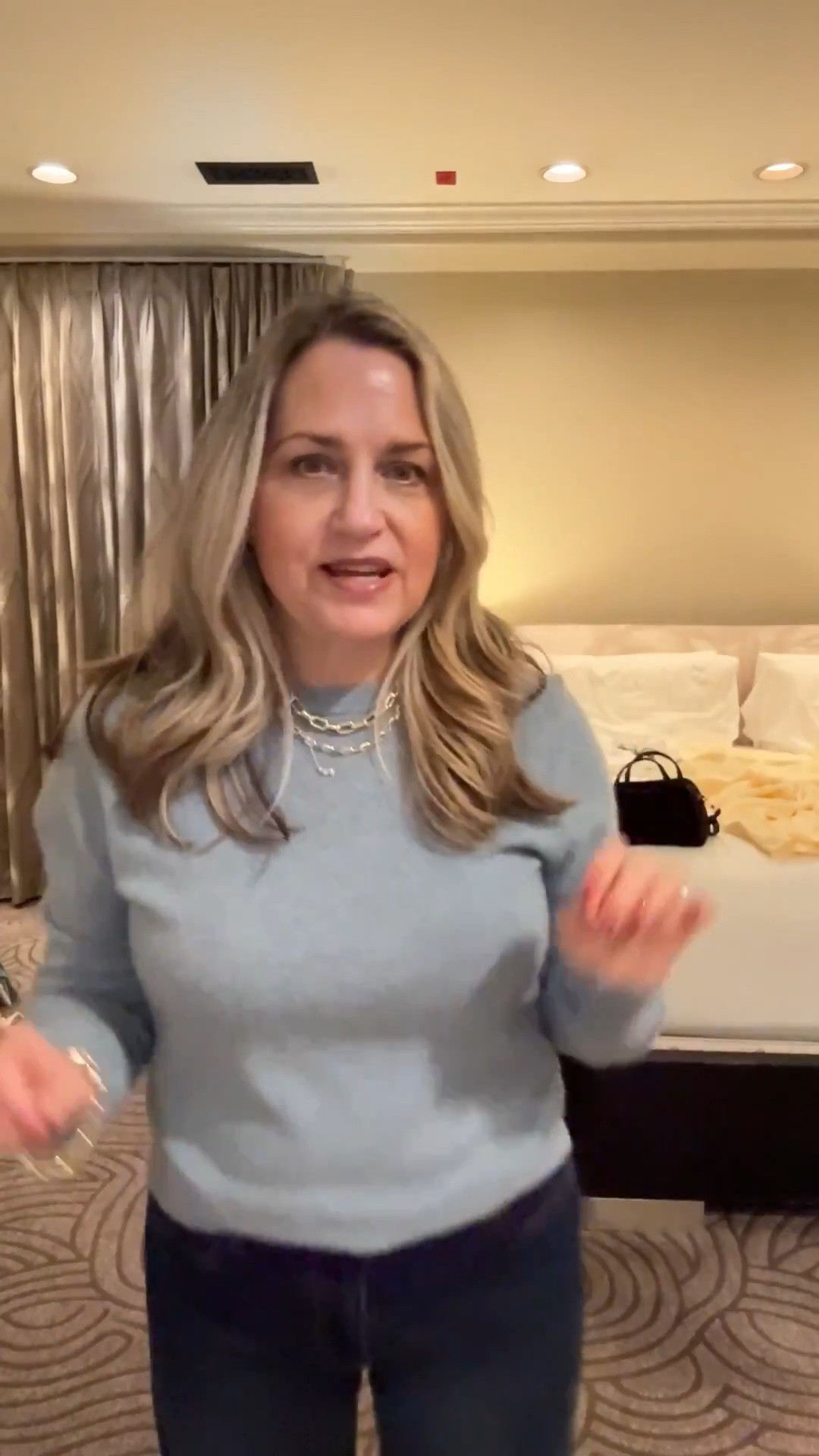 Last night away OOTN. Warm, comfy & a bit elevated! #LTKHoliday #LTKootd

#LTKOver40