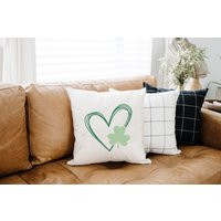 Heart W/Clover #14 18x18 Inch St Patrick's Day Pillow Cover -Decorative Farmhouse Throw | Etsy (US)