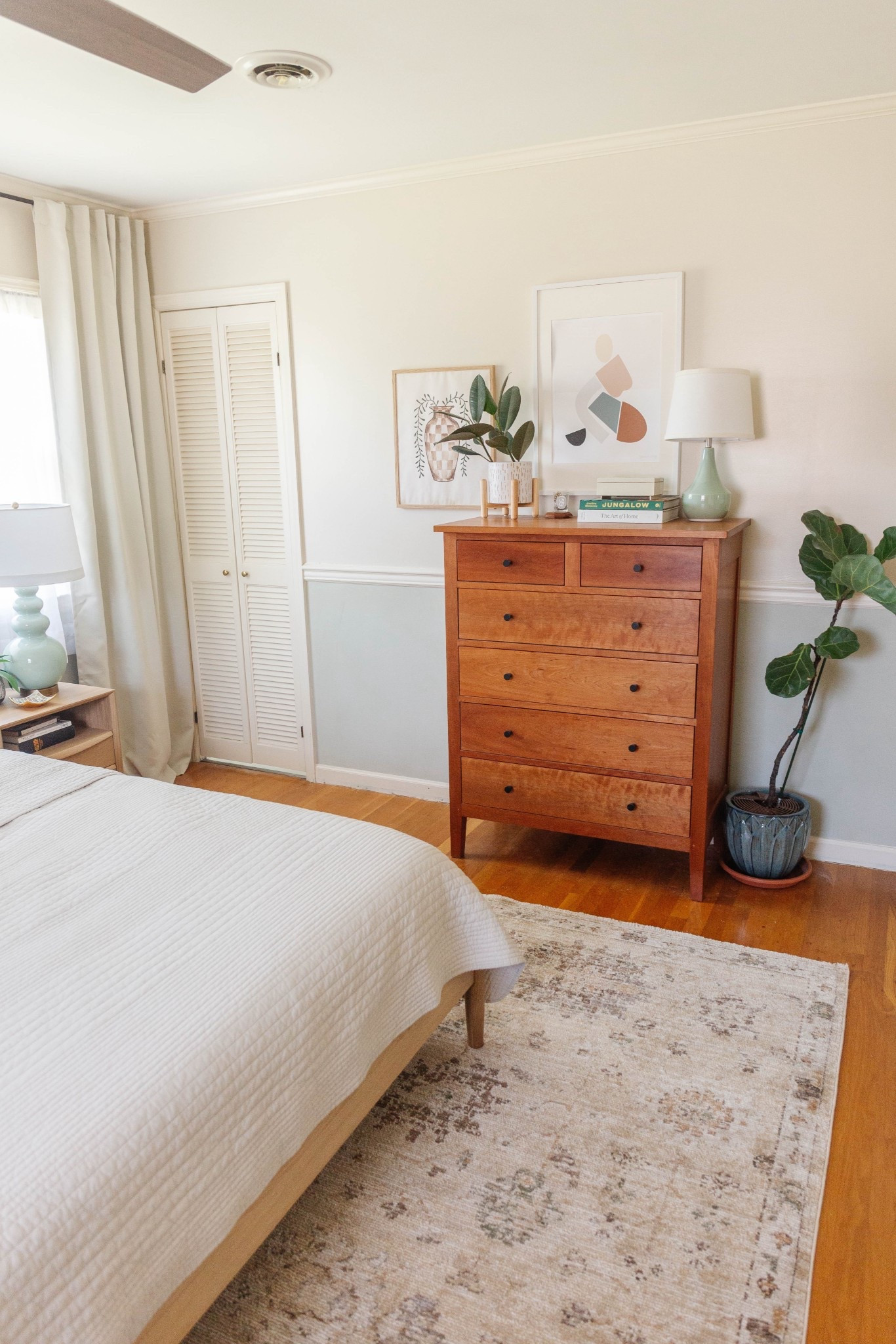 Turn your bedroom into a calming retreat from the holiday CRAZINESS with these modern home décor finds ⭐️

#LTKFindsUnder100 #LTKselfcare #LTKHome