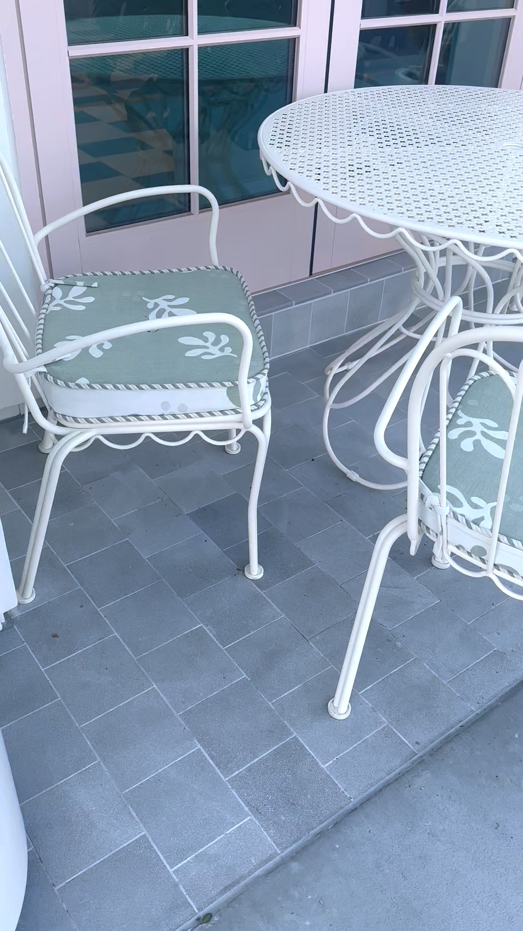 #coastalchic #outdoorliving

#LTKHome #LTKdayinmylife