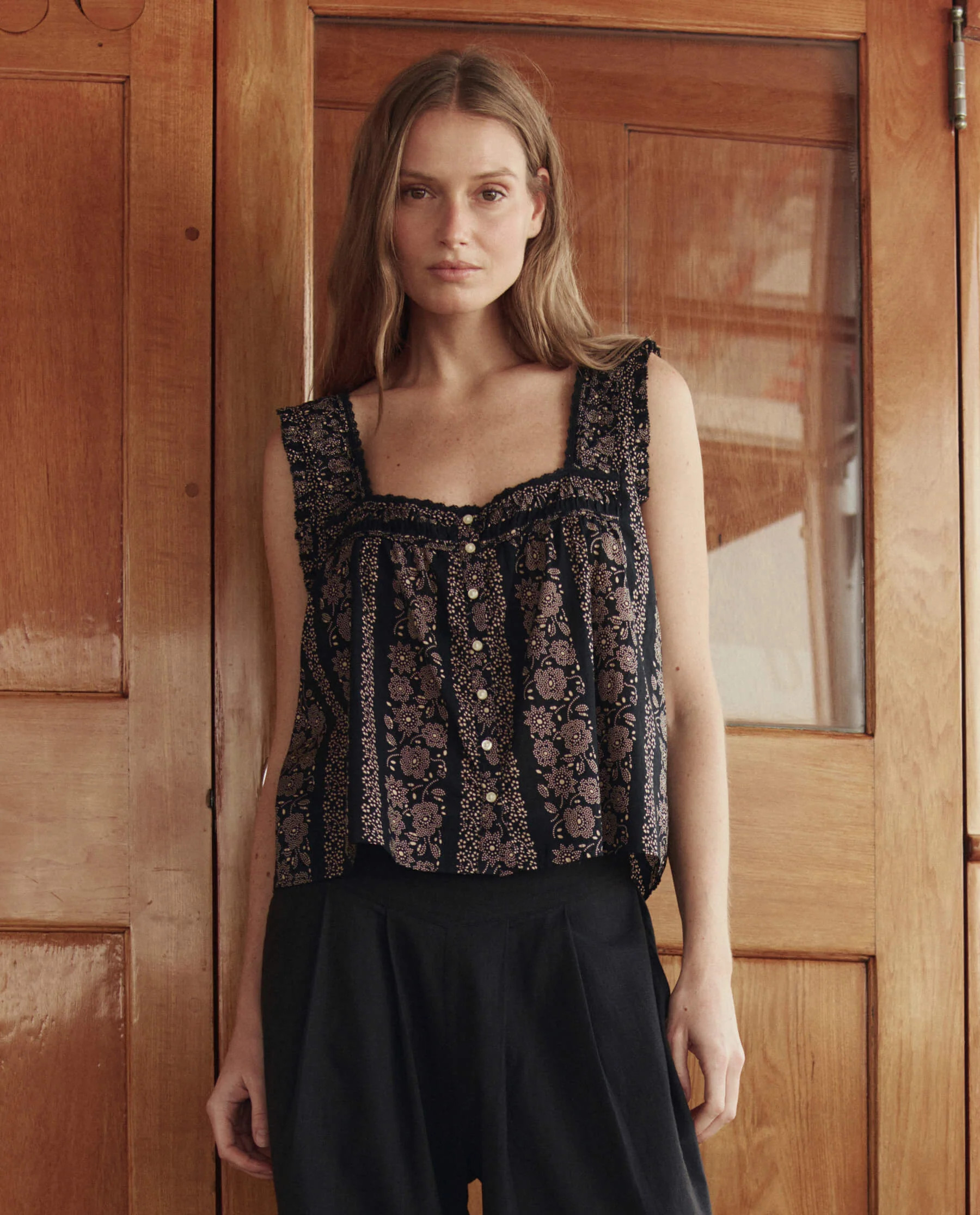 The Victorian Pleat Tank. -- Black And Cream Token Floral | THE GREAT.