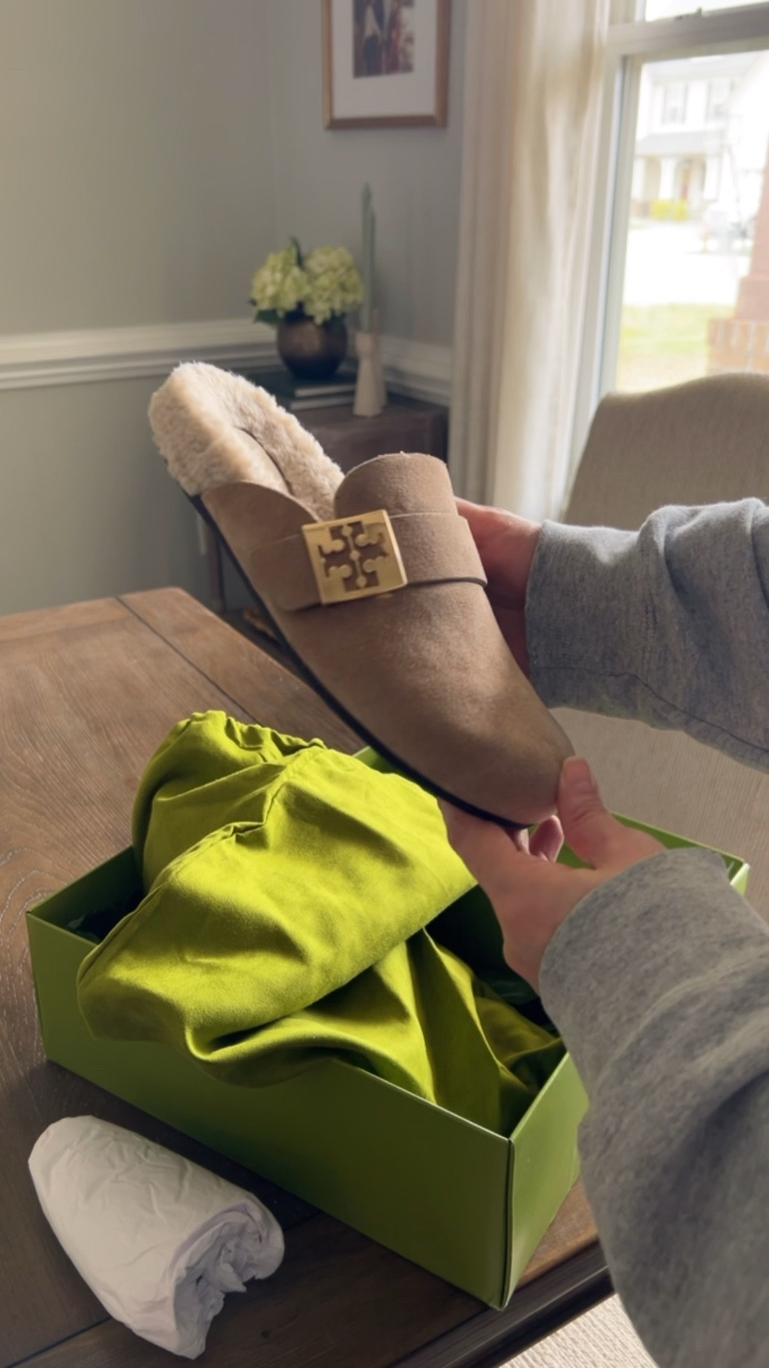 Tory Burch Sherpa mules, slides

#LTKgrwm #LTKSeasonal #LTKSpringSale