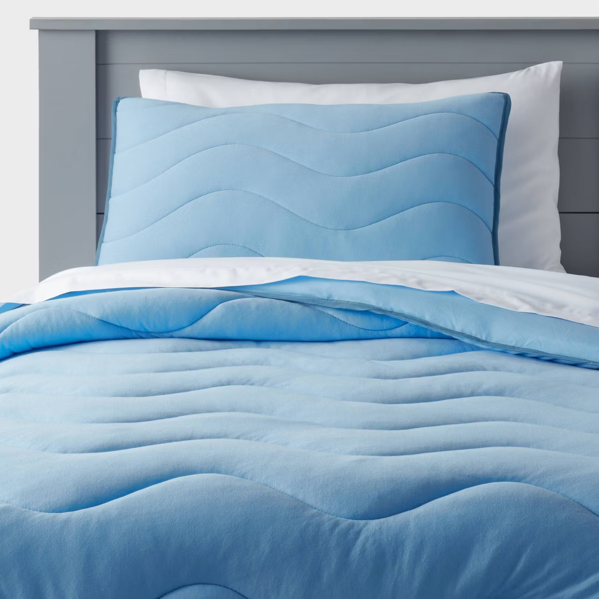 Twin Blue Wave Kids' Comforter Set - Pillowfort™ | Target