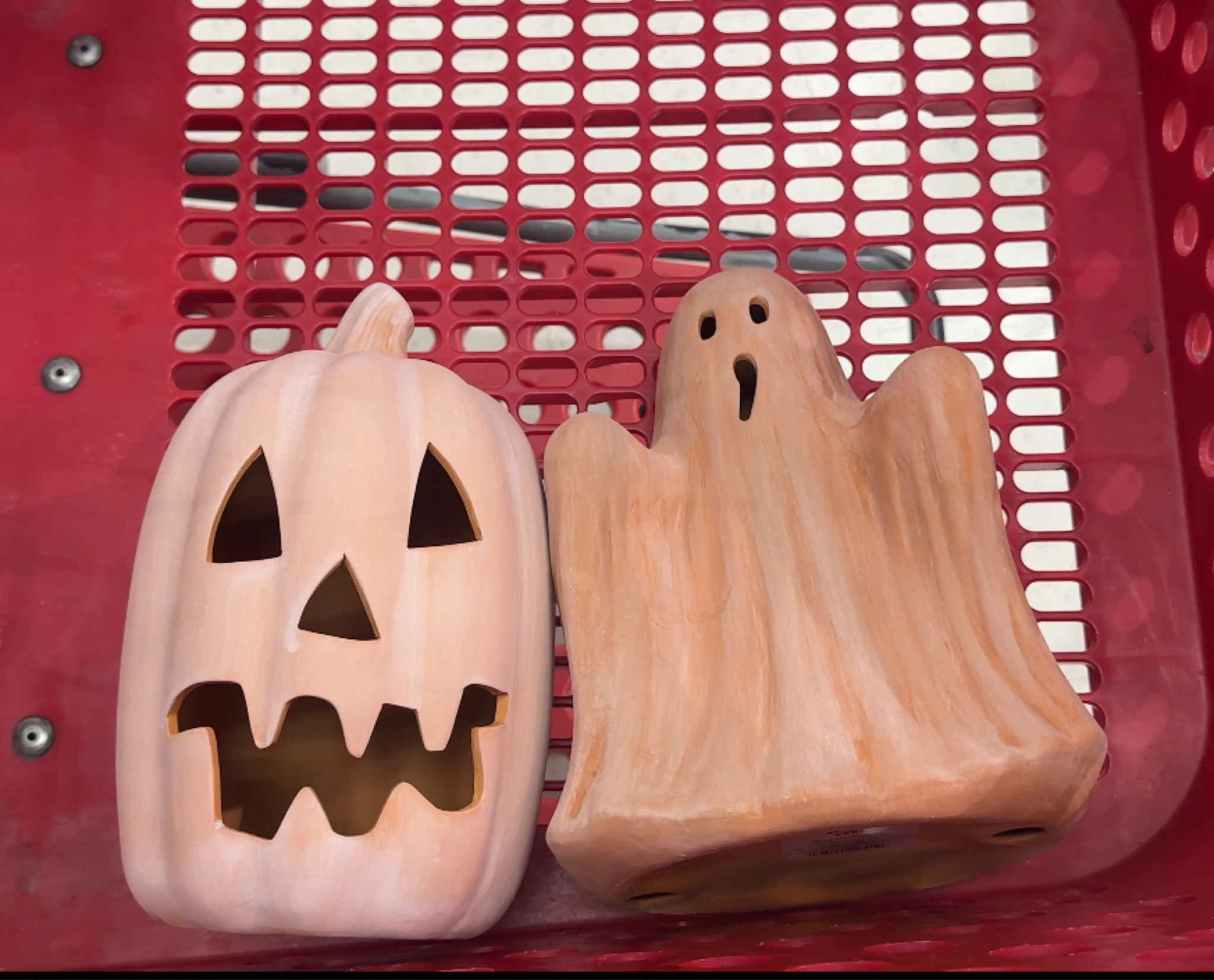 ADORABLE Terracotta Pumpkins & ghosts from Target!! Grabbed both of these fall decor pieces! They are already almost sold out. So excited that I got them :)

fall decor
terracotta ghost
terracotta pumpkin
fall decorations
pumpkin decor


#LTKFallSale #LTKSeasonal #LTKHome