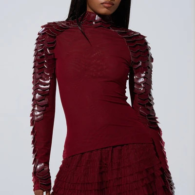 AKIRA Velma Vinyl Scale Top | Burgundy | Size Small | AKIRA