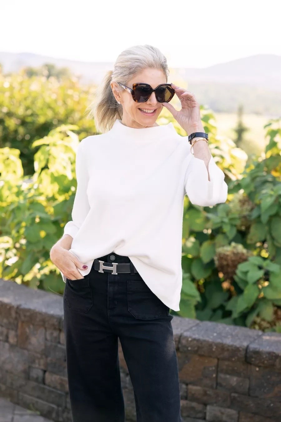 Looking out at a new year like … 

Size S

#LTKSeasonal #LTKFindsUnder100 #LTKOver40