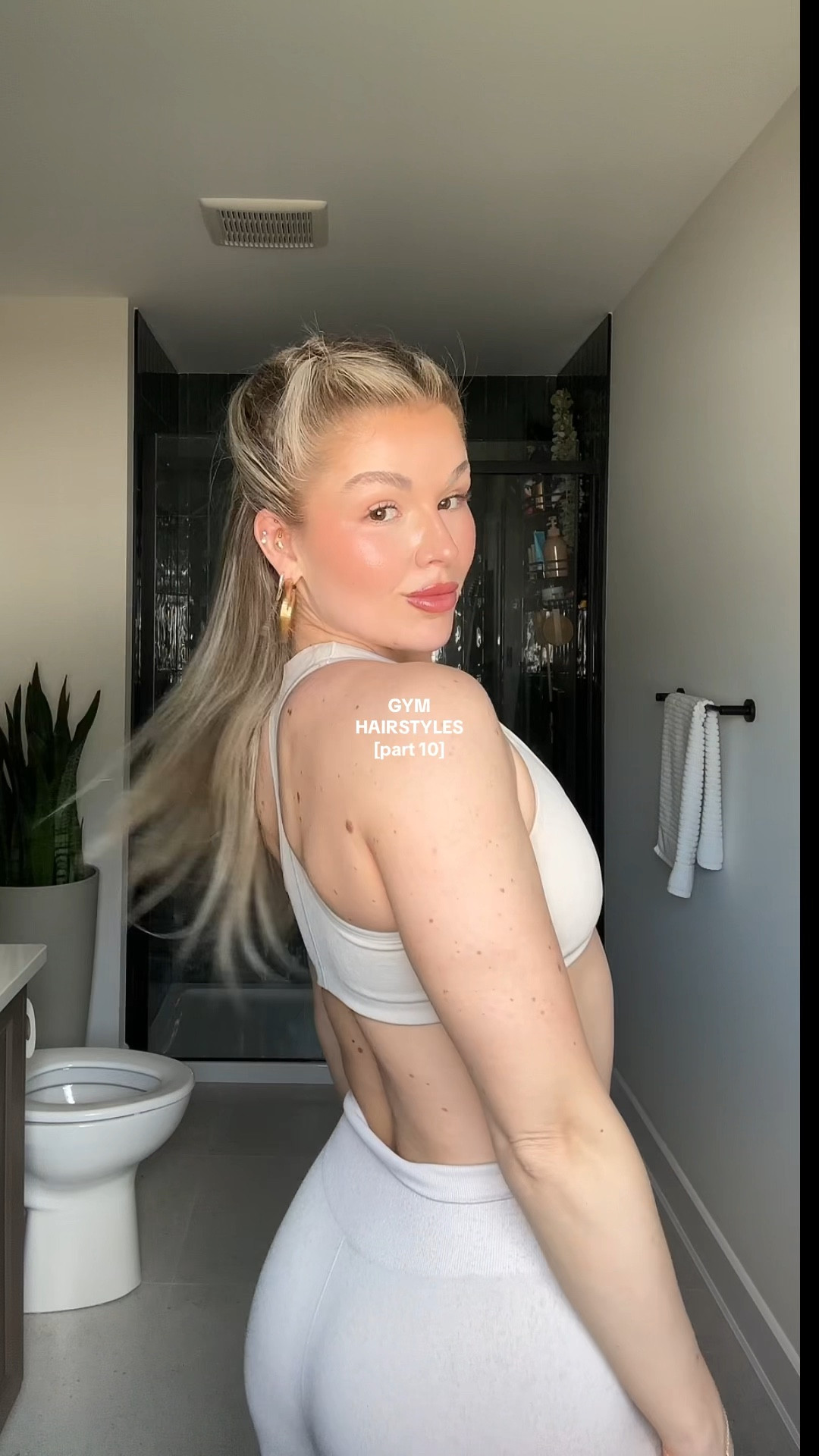 My go to product for clean hair that doesn’t leave a crunch 💖