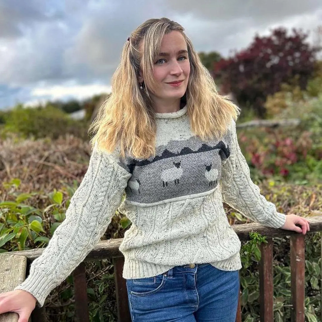 Womens 100% Wool Sheep Knitted Jumper Fine Knit Unlined Aran Sweater Natural Fitted Pullover UK M... | Etsy (US)