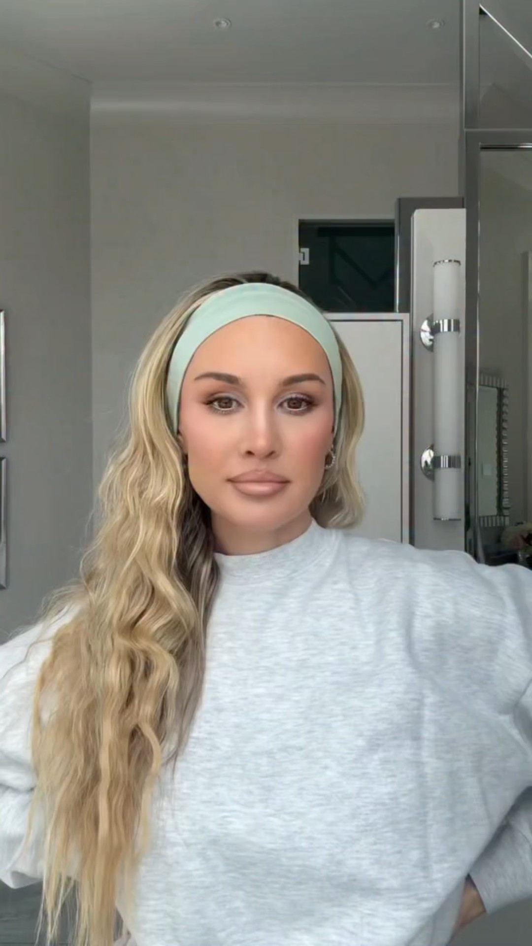 Winter glam look ❄️

#LTKselfcare #LTKBeauty #LTKgrwm