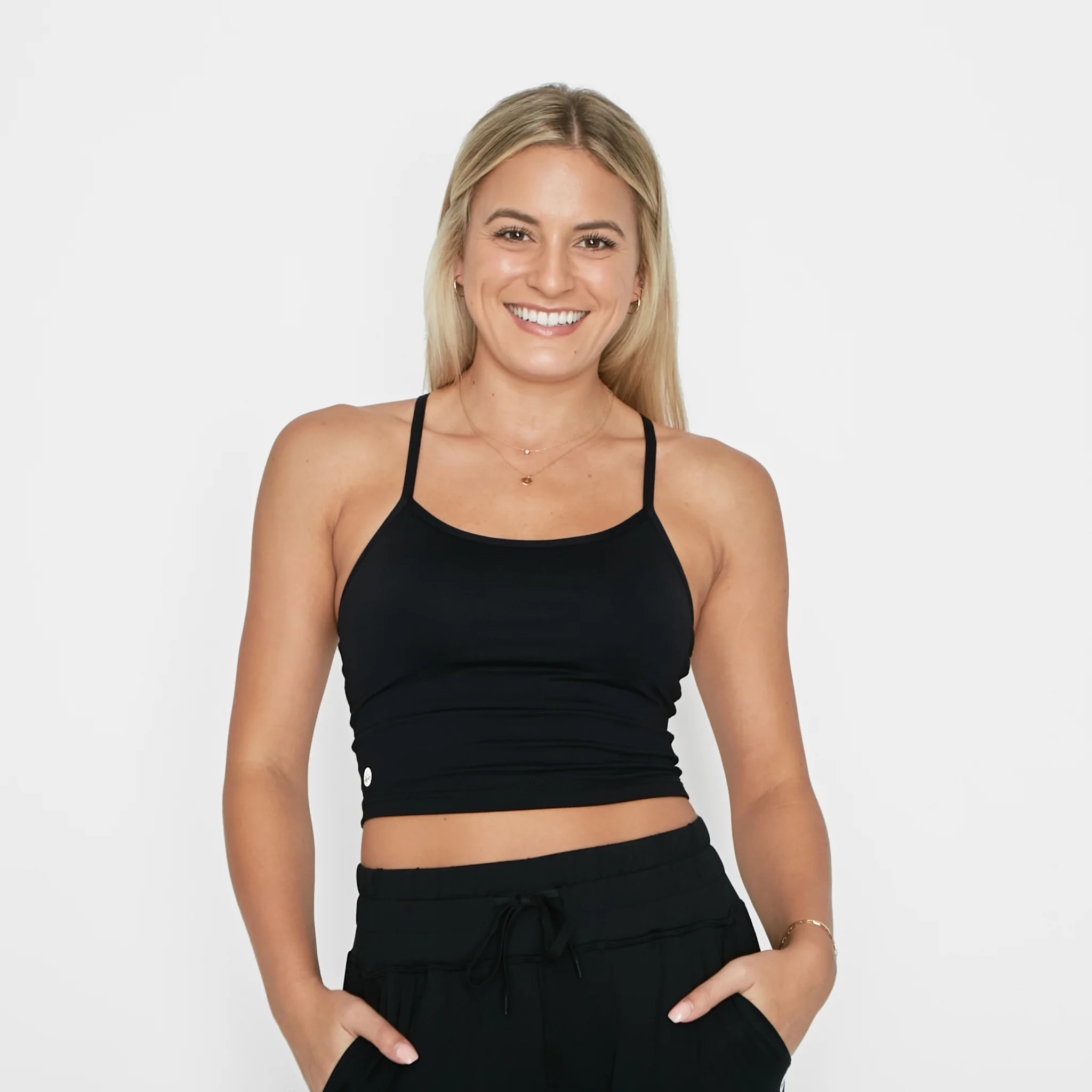 Sculpt Ava Crop Top - Black | Senita Athletics