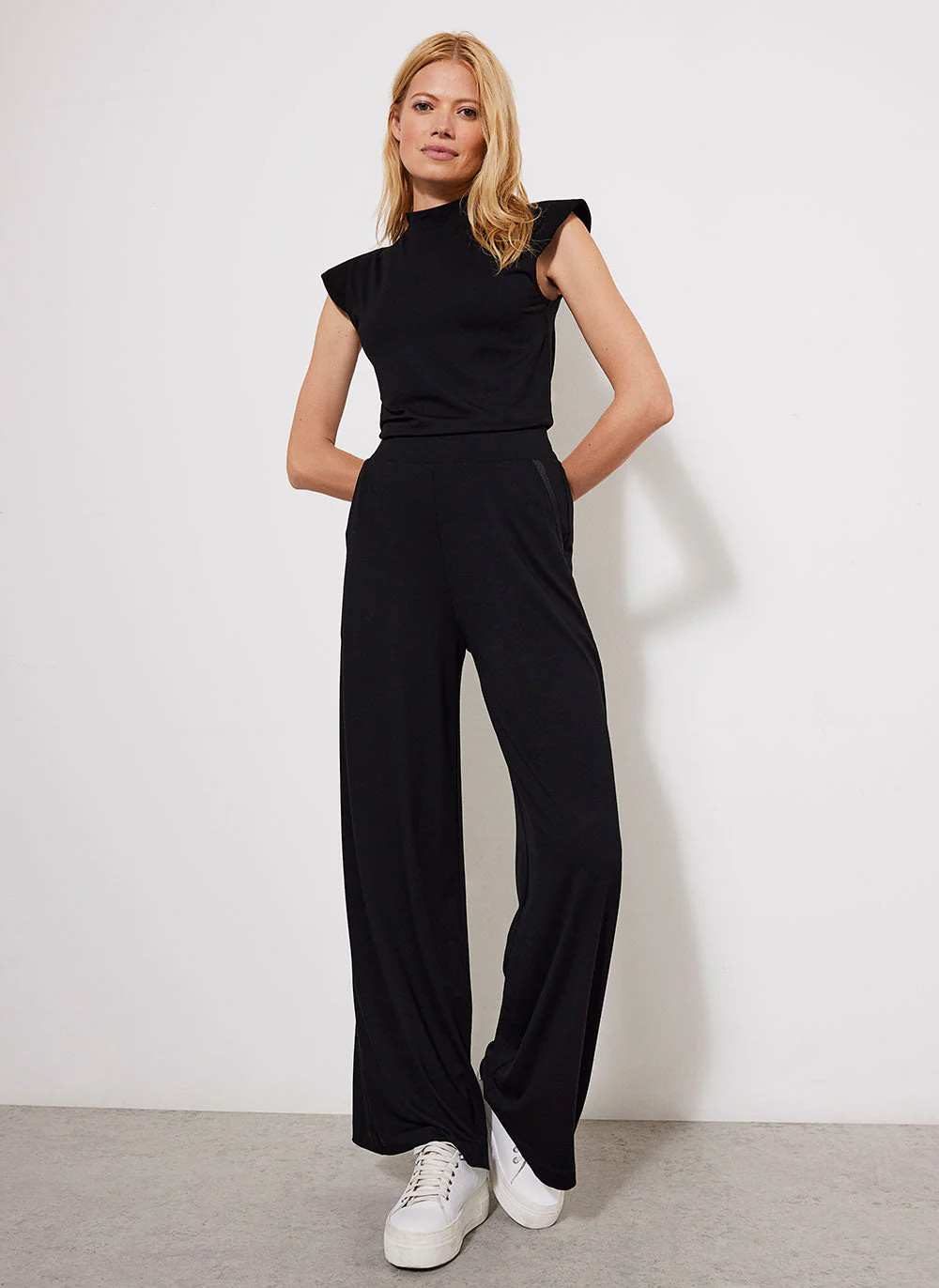 Black Palazzo Wide Trousers | Mint Velvet