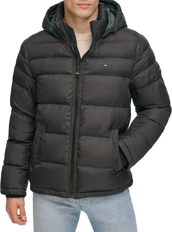 Tommy Hilfiger Men's Down Alternative Hooded Puffer Jacket (Standard and Big & Tall) | Amazon (US)