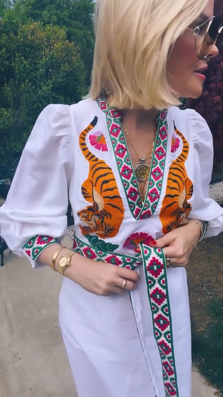 Love this dress SO much! Let me know if you need a link 🐅 #boden