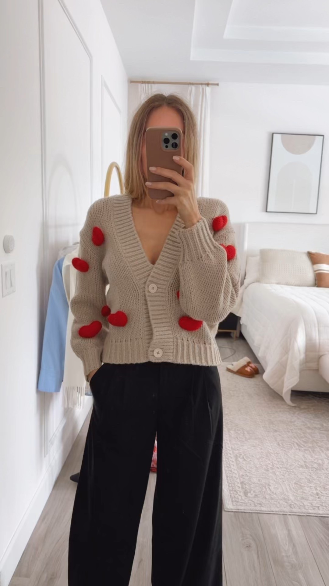 Adorable valentines day sweater! 
I am in love with this outfit, perfect for valentines day outfit.
Fits true to size and I’m wearing size small 

@NordstromRack #NordstromRackPartner and #RackScore

#LTKU #LTKootd #LTKSeasonal