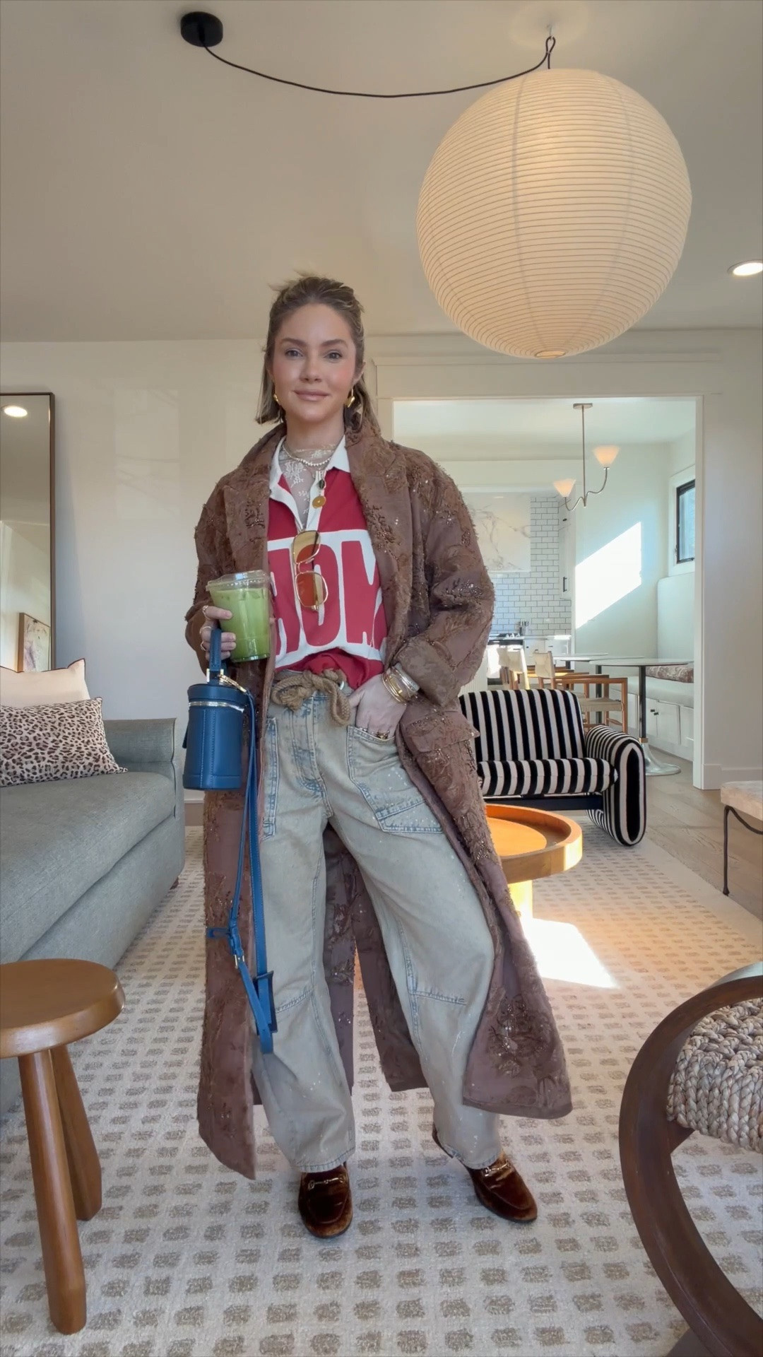 Easy everyday outfit perfect for a cold weather day. Petite fashion idea