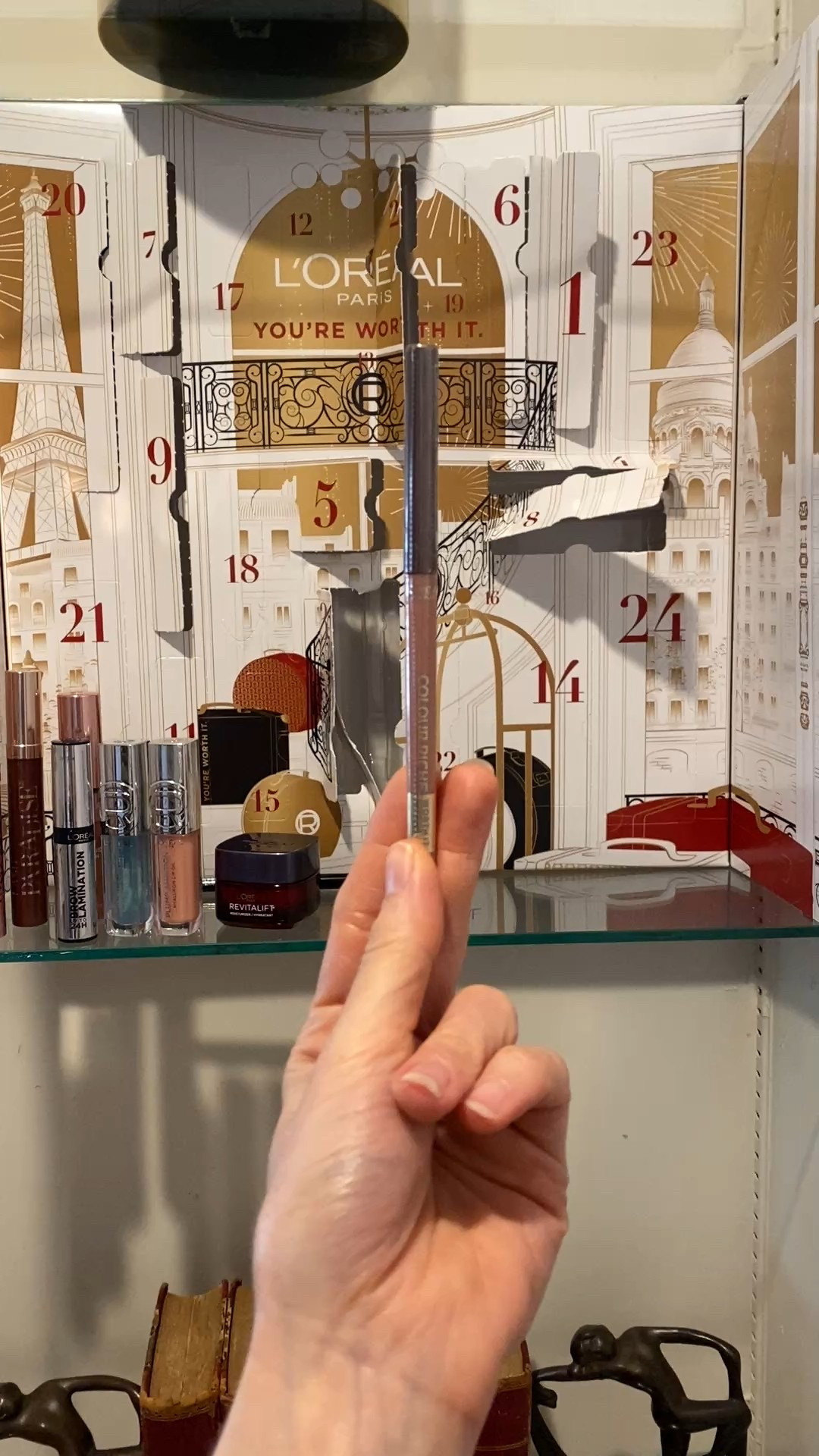 L’Oreal Paris Beauty Advent Calendar Day 10: Colour Riche Lip Liner, shade Worth It #AmazonBeauty

#LTKFindsUnder50 #LTKBeauty #LTKGiftGuide