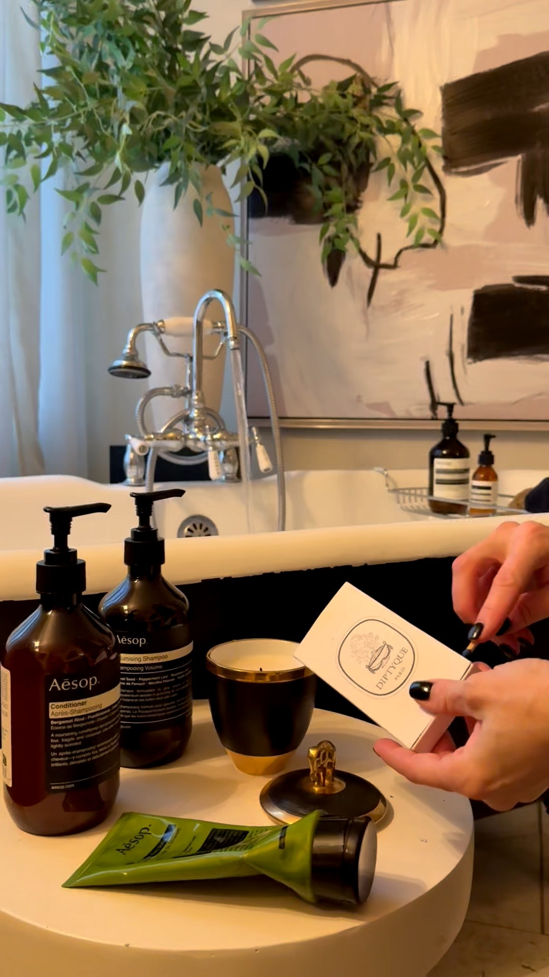 Hot winter baths are the best!

#LTKdayinmylife #LTKmorningroutine #LTKgrwm