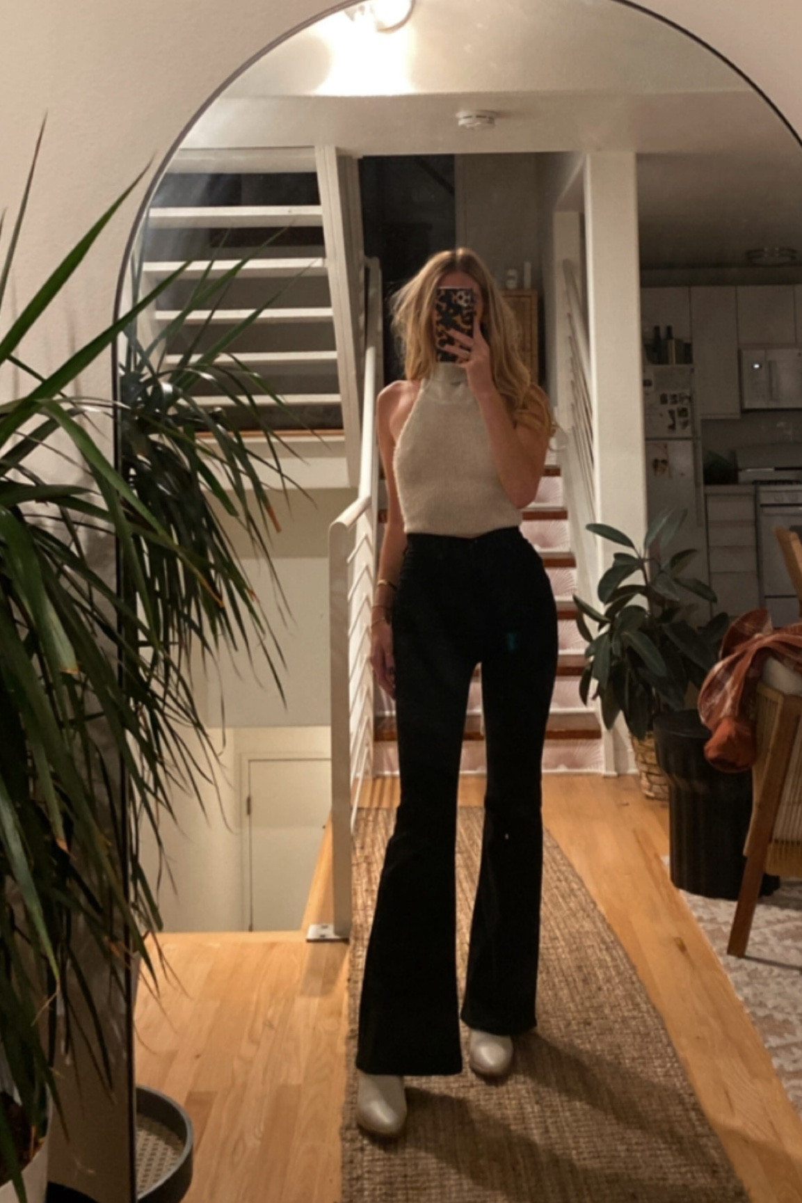 To say I’m in love with flares would be an understatement #denim #fallfit 

#LTKunder100