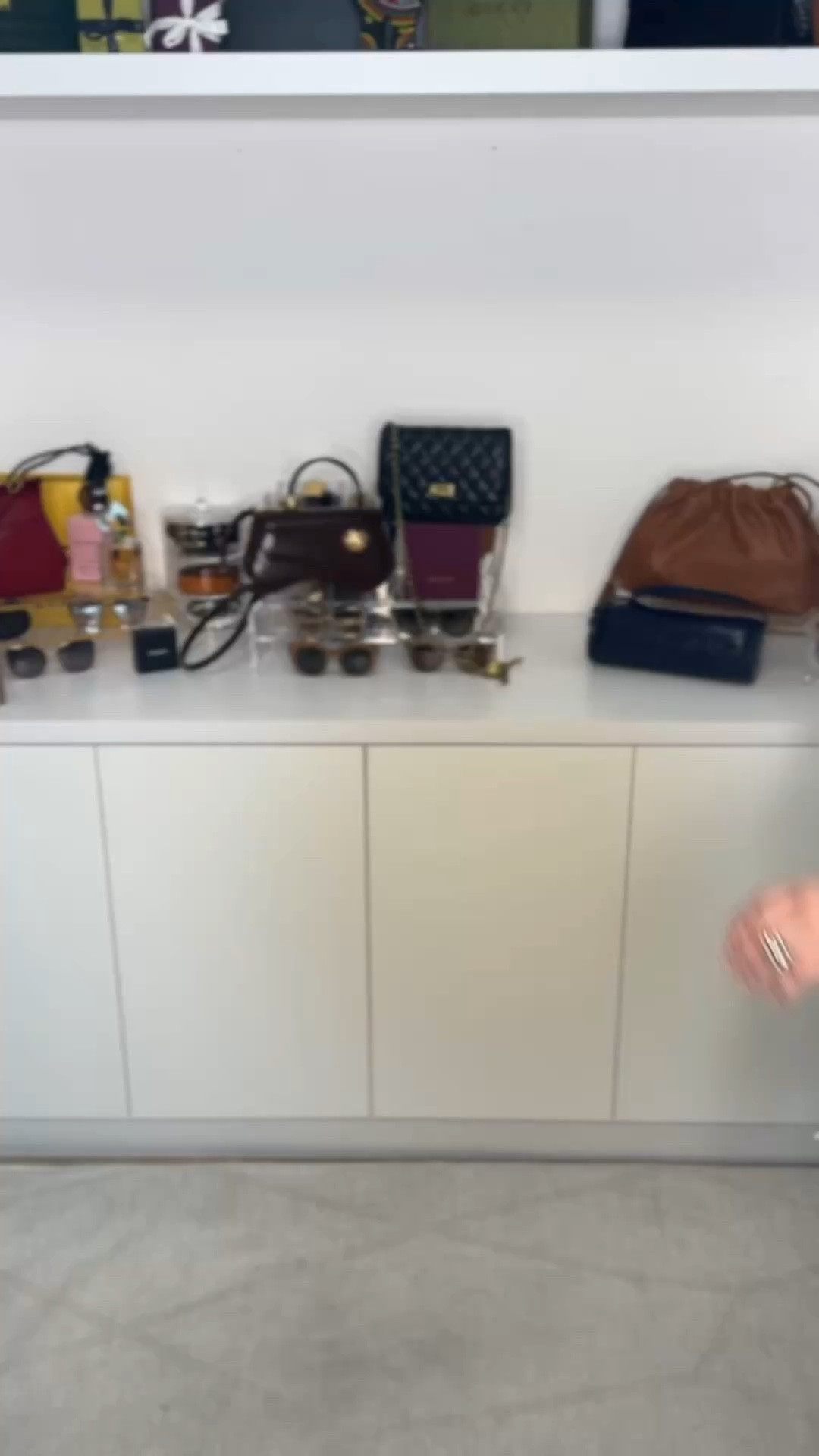 Same yellow barrel jeans / pants with a denim top . I would love a cropped denim top with this as well . Same yellow barrel jeans / pants with a denim top . I would love a cropped denim top with this as well . Pants 25p white top sm , denim top sm 

#casuallookyellowpants #howtostyleyellow 



#LTKOver40 #LTKPetite #LTKSaleAlert#casuallookyellowpants #howtostyleyellow 

#LTKSaleAlert #LTKPetite #LTKOver40