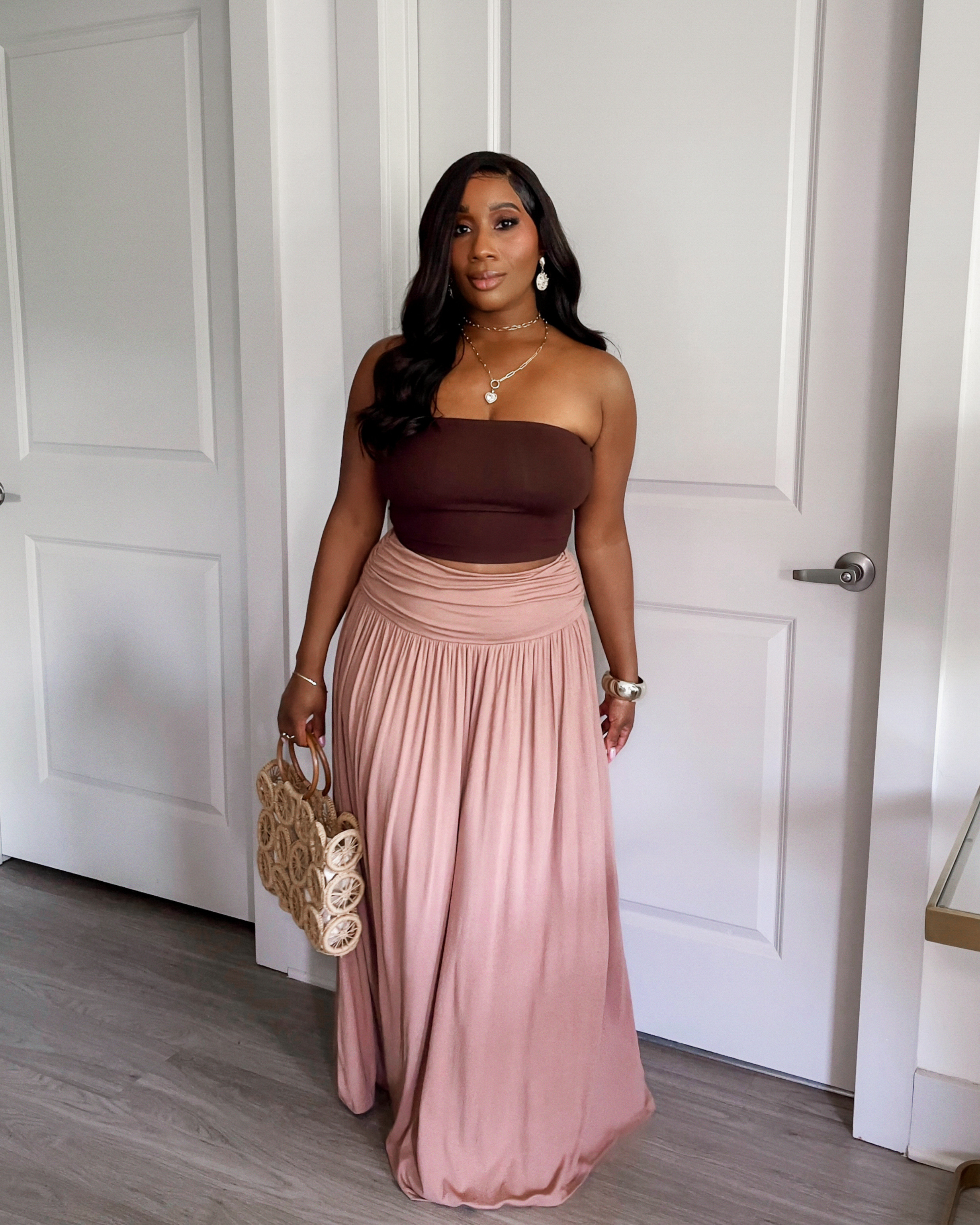 Living in this skirt! Wearing a small. 🤎 Use Code: brittney200
to get 20% off on all full-priced items, or code: brittney100 to get 10% off orders over $120 and 12% off orders over $150!

summer outfits, summer style, ootd, what to wear, outfit inspo

#LTKootd #LTKSeasonal #LTKSaleAlert