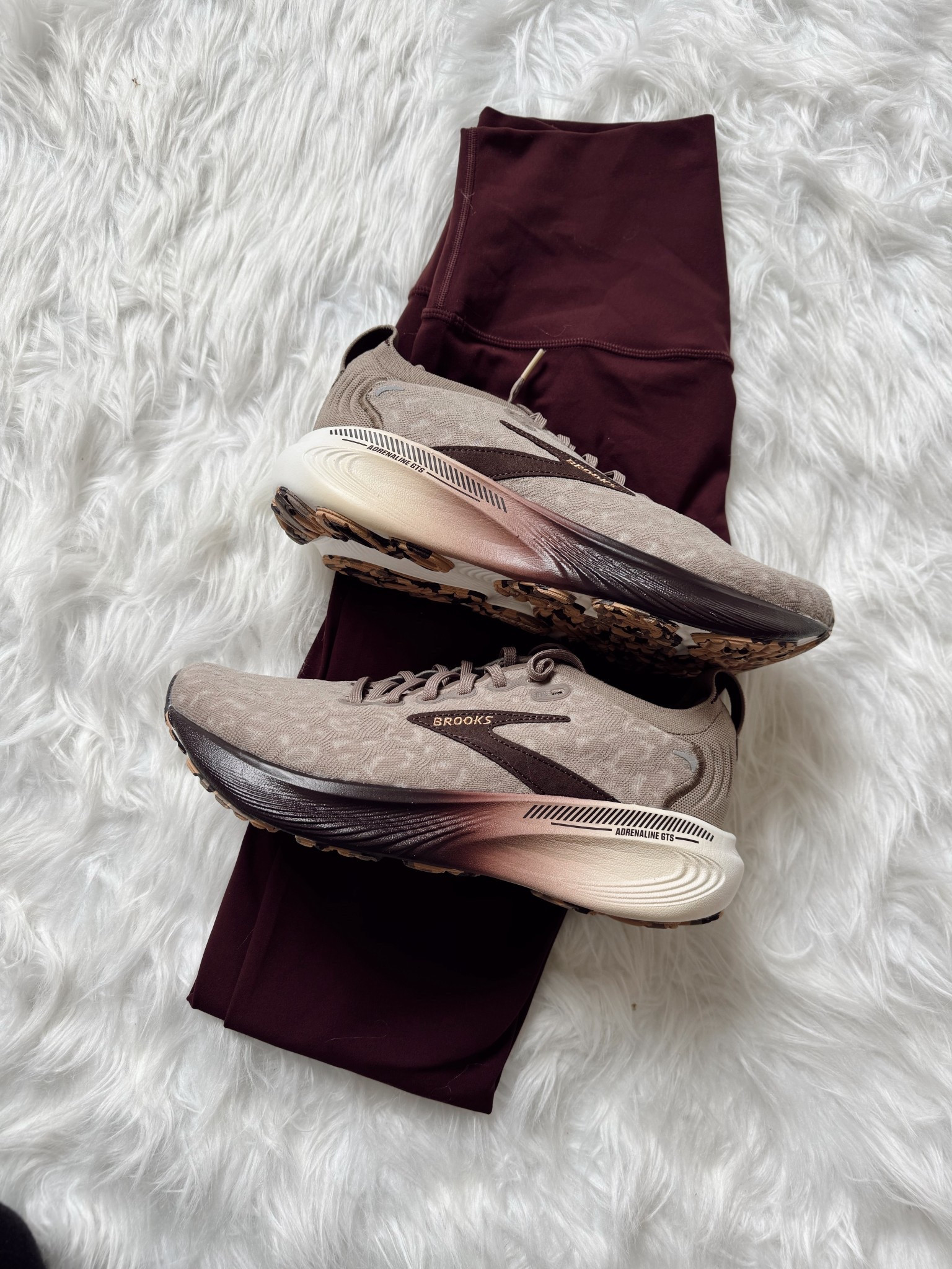 These sneakers are so good! 😍

#LTKfitnessgoals #LTKgrwm #LTKootd