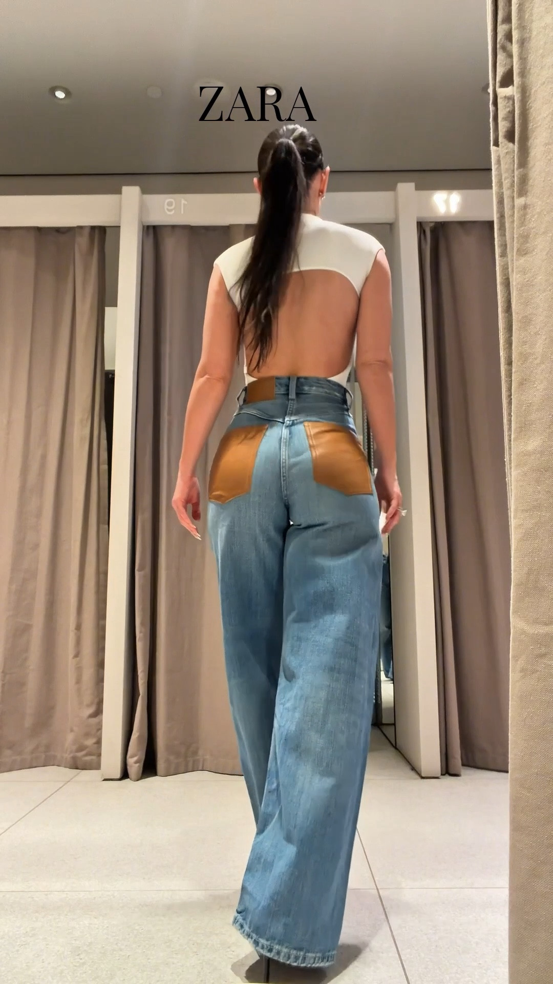 I love me some Zara jeans !! @Zara 
I’m wearing a size 32 here for reference but they were a struggle to get over my hips! I can’t stand clothes that are hard to get on otherwise I would have got them. That was the only size left so obviously I had to try them. I think I would get a 34 and have it tailored to my waist. 

Code:  5252 / 011 / 400 (I can’t link Zara) 


#LTKootd #LTKTall