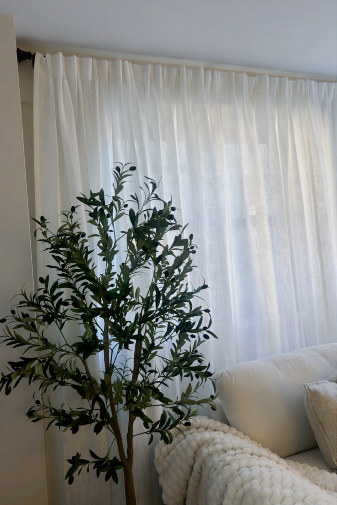 My favorite curtains🤩


#LTKStyleTip #LTKSeasonal #LTKHome