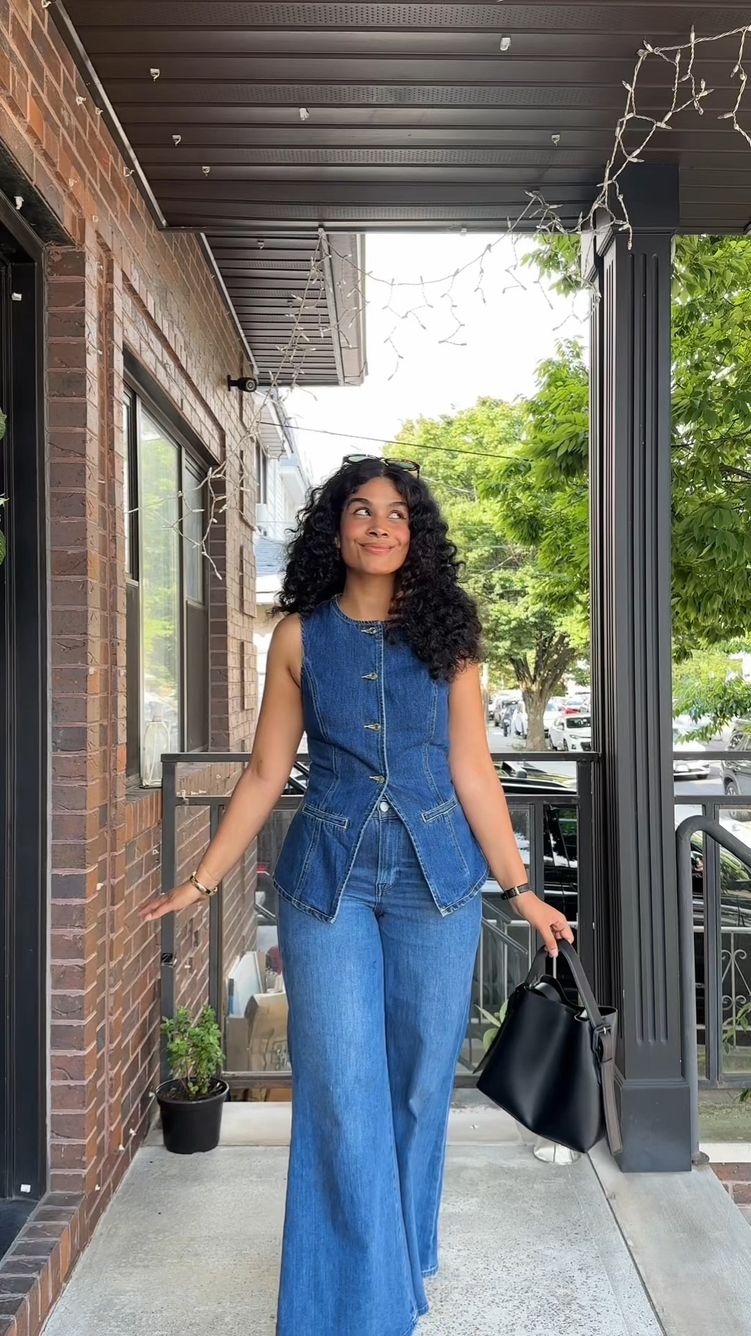 a week of work outfits!🌼☺️ I couldn’t link a few, but the heels are from Aldo and the slingbacks are Bershka! :) the blue top at the end is called blue asymmetrical top from Zara, there’s a few being sold on poshmark right now :) 