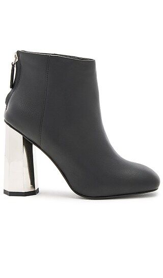 SENSO Ura I Bootie in Ebony | Revolve Clothing