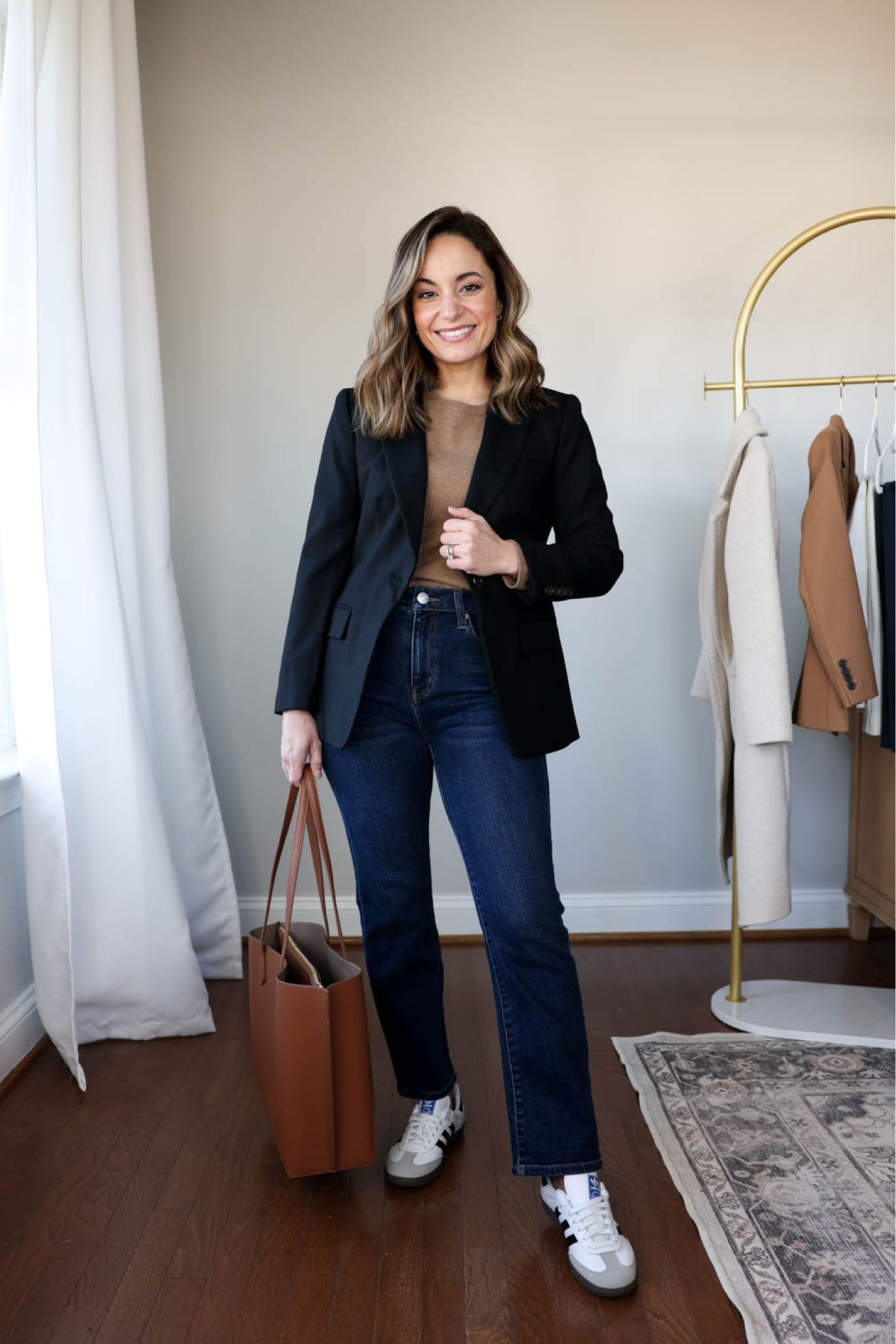 Winter workwear capsule series: outfits for work with jeans! 

This capsule has 16 pieces (not including shoes and bags) and 30 outfits! 


Black blazer (j.crew): petite 00 
Camel sweater (quince): xs teak 
Jeans (quince): 24x26 

Tan boots are sold out (but linked in case they restock) 

My measurements for reference: 4’10” 105lbs bust, waist, hips 32”, 24”, 35” size 5 shoe. 25” inseam measurement to my ankle bone.