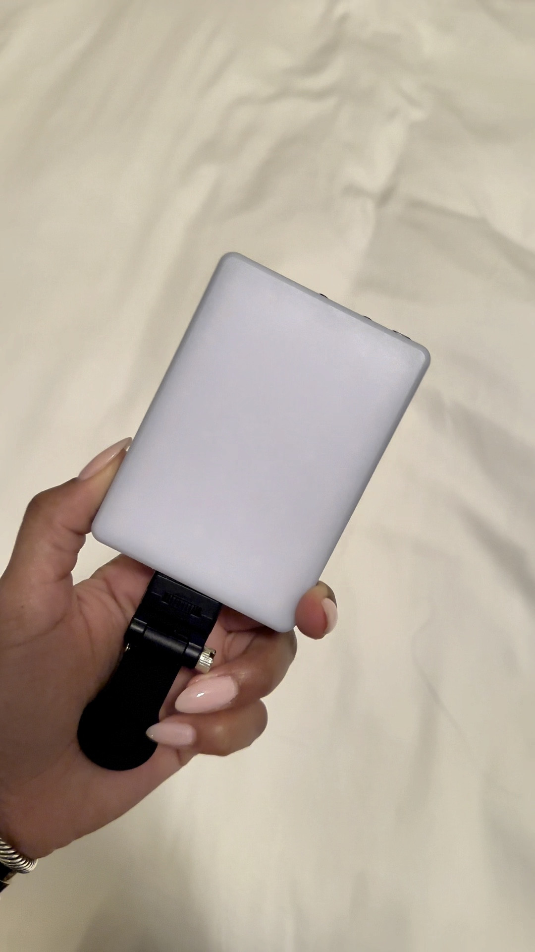 Viral selfie light, portable light, iPhone light, Amazon light , influencer must haves 

#LTKVideo #LTKbeauty #LTKtravel