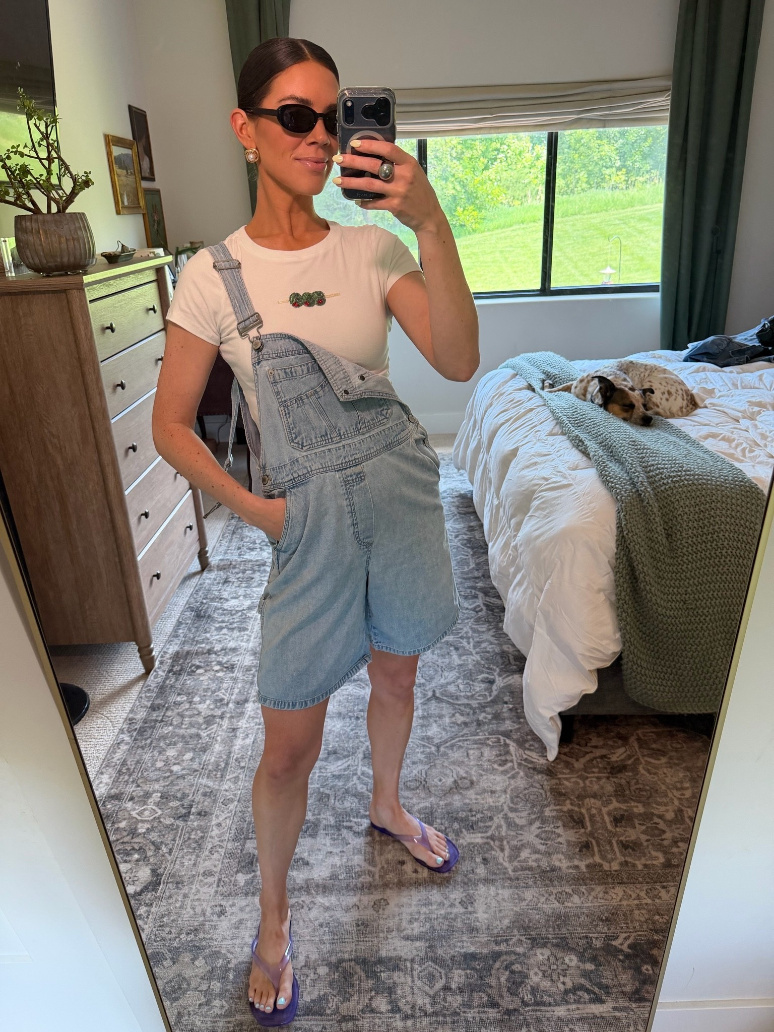 Styled my mom’s Gap overalls from the early 90s 😍😍😍 ICONIC ✨ and the best part- Gap has a reedition of them and they’re almost identical!!

#LTKootd #LTKgrwm #LTKstorytime