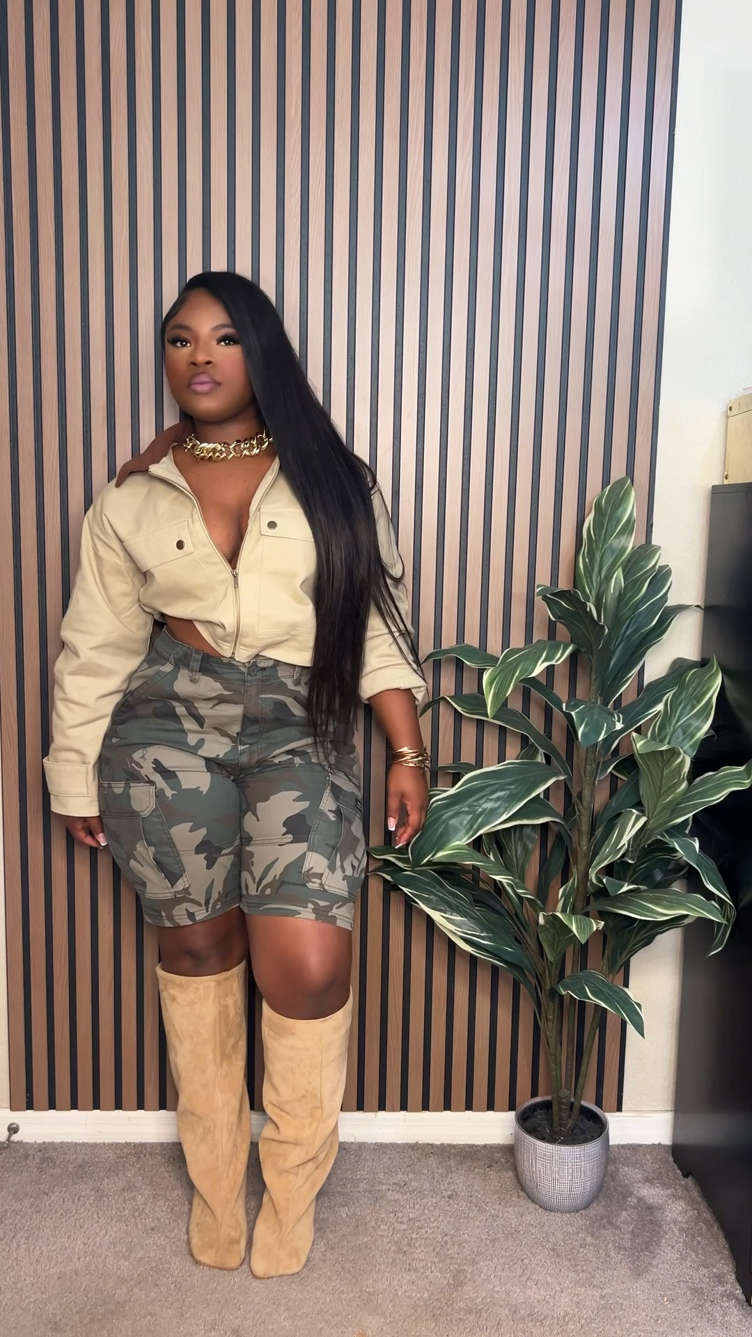 Outfit 8/15 🍂
Walmart fit under $50 🤭 who would’ve thought?!
Walmart lowkey been eatin’ this fall 😭💅🏾
#explore #explorepage #WalmartFashion #WalmartFinds #WalmartOutfit #AffordableFashion #FallOutfitInspo #PetiteCurvyFashion #FlyGirlFall #OOTD


#LTKStyleTip #LTKSeasonal #LTKFindsUnder50