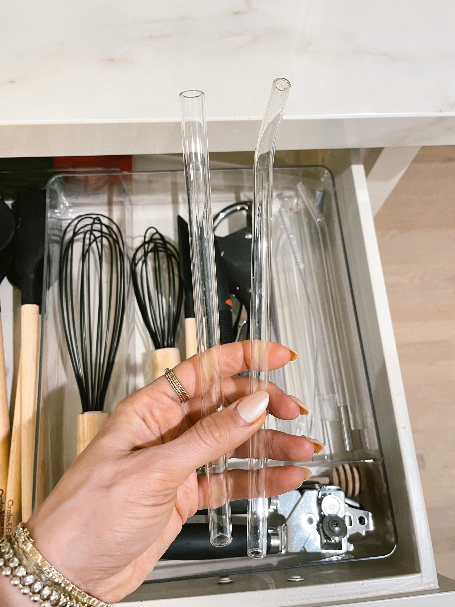 Kitchen // kitchen decor, countertop decorative objects, utensil holder, bar stools, kitchen table, dining nook, dining chairs, modern home decor, modern decor, tablescape, modern home decor, neutral home decor, dining room, dining room decor, neutrals, neutral home, decor, modern, minimalist, minimalist style, wall hanging decor, boho decor, neutrals, interior, interior design

#LTKhome