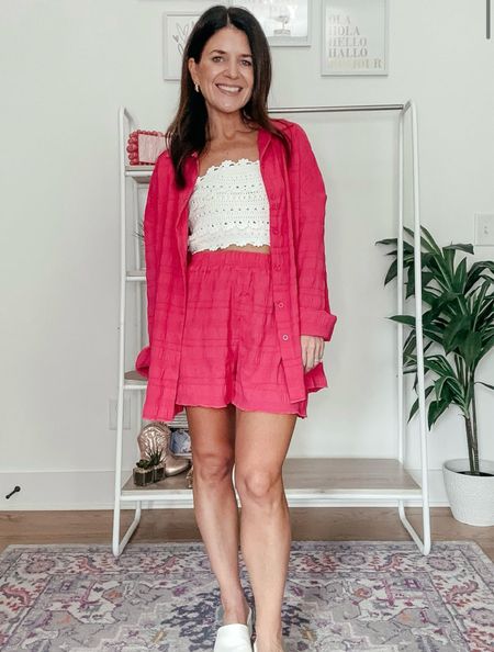 AMAZON- Outfit idea

How cute is this long sleeve texture pink botton down top with the matching pink textured shorts! I love a good two piece set and this one is perfect for summer! I paired it with a white crochet tube top and some slide one white wedges.



#LTKStyleTip #LTKSeasonal #LTKFindsUnder100