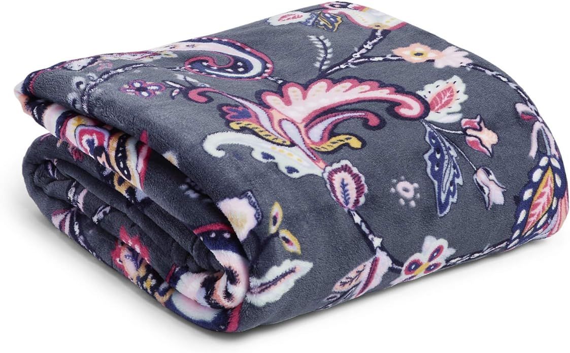 Vera Bradley Women's Fleece Plush Throw Blanket | Amazon (US)