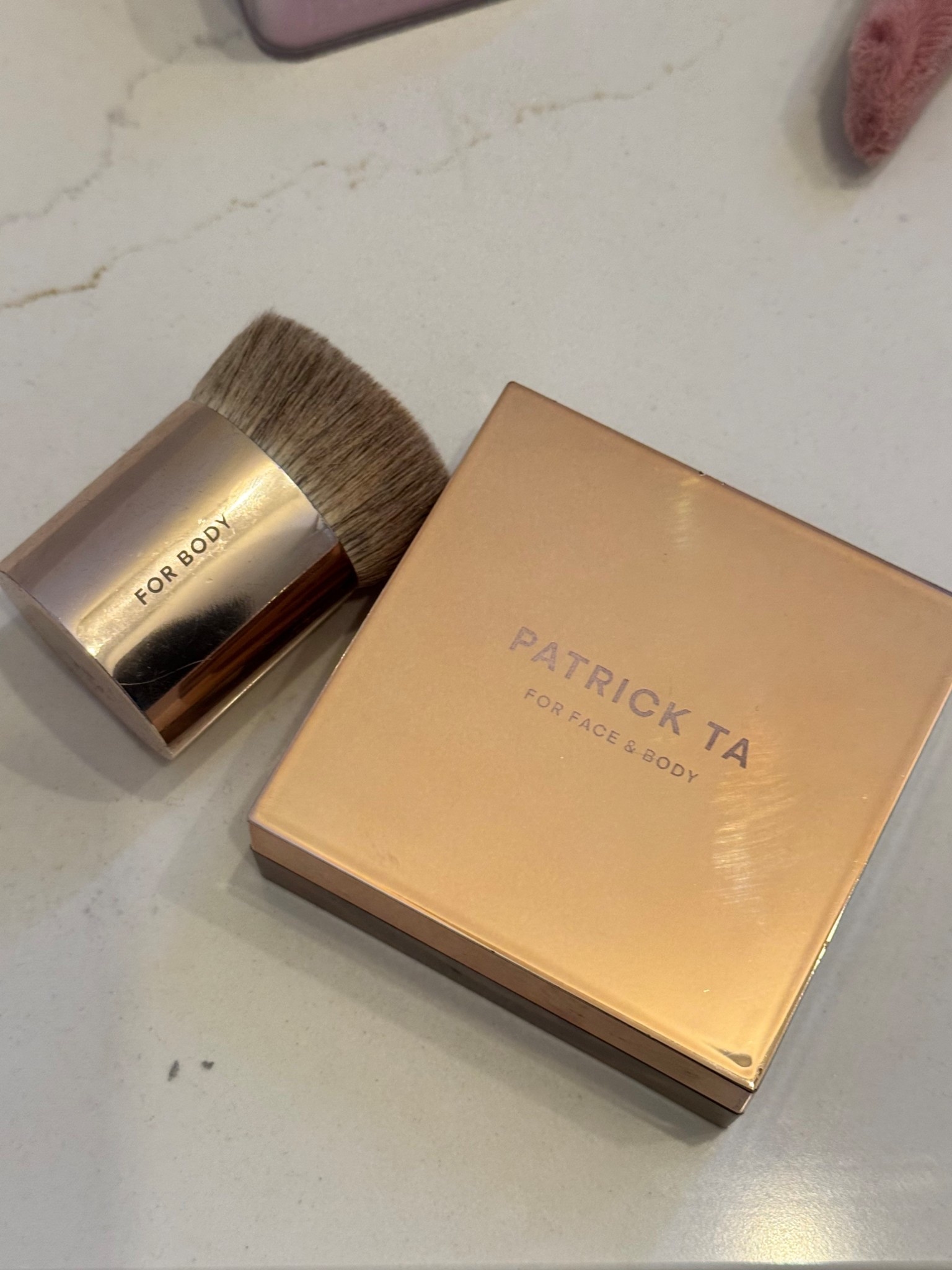 Patrick Ta Body Glow
Shade: She’s on Vacation

#LTKBeauty #LTKFindsUnder100 #LTKSaleAlert