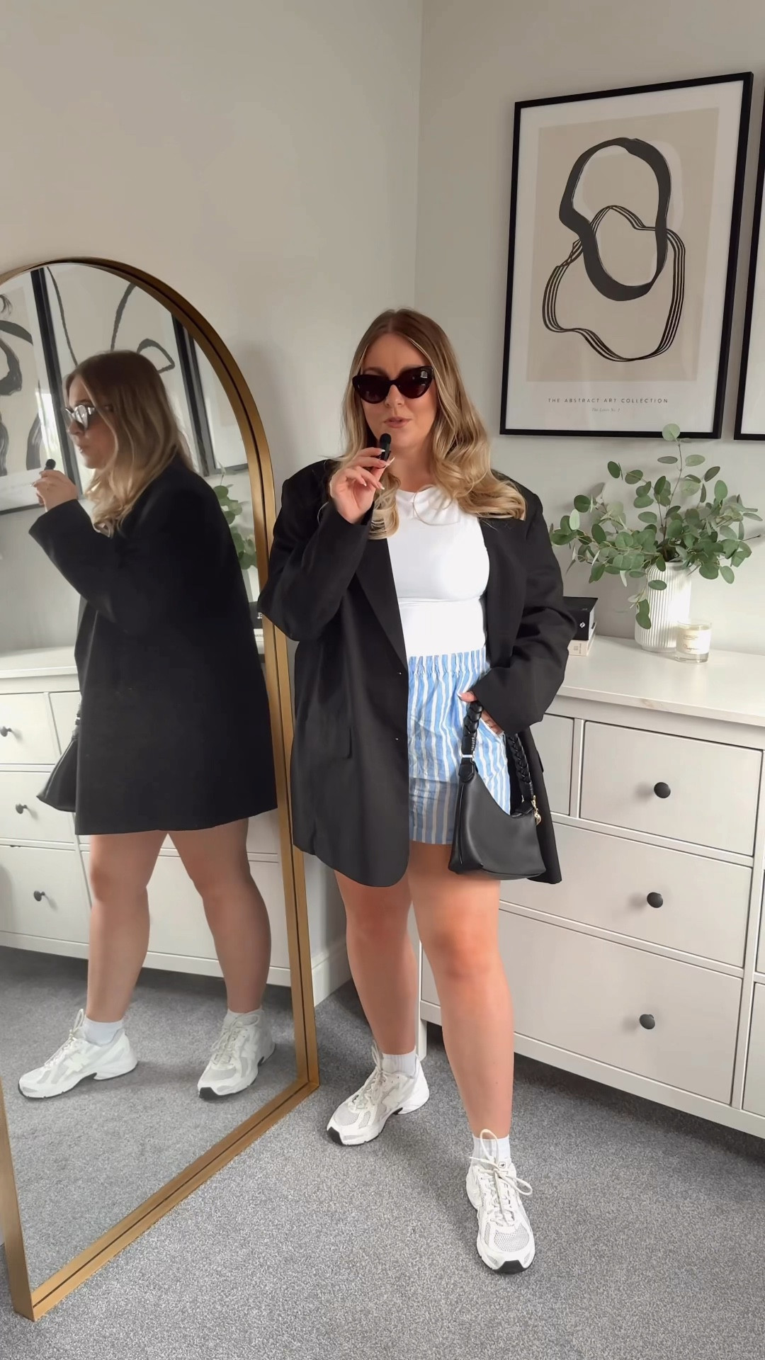 A gorg transitional outfit from summer to autumn! Let me know in the comments is it a cute outfit or should it just stay on Pinterest? 📌 

#LTKMidsize #LTKStyleTip #LTKSeasonal