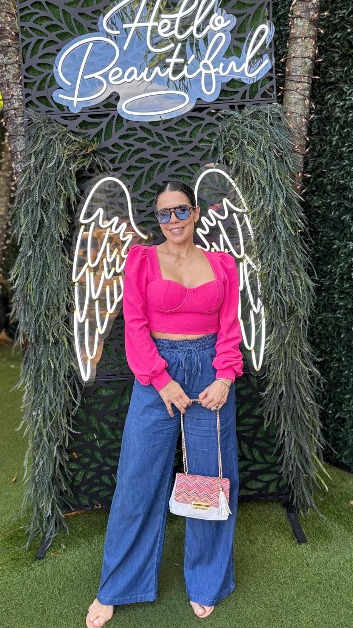 Me fascina esta combinación de colores. Cute and pink 💕outfit en el mes del amor . Pantalón es talla 4 regular y el top talla S que te dejé otras opciones . La fajita es talla M. Peso 127 libras y mido 5’02” como referencia . 

 

#LTKgrwm #LTKootd #LTKOver40